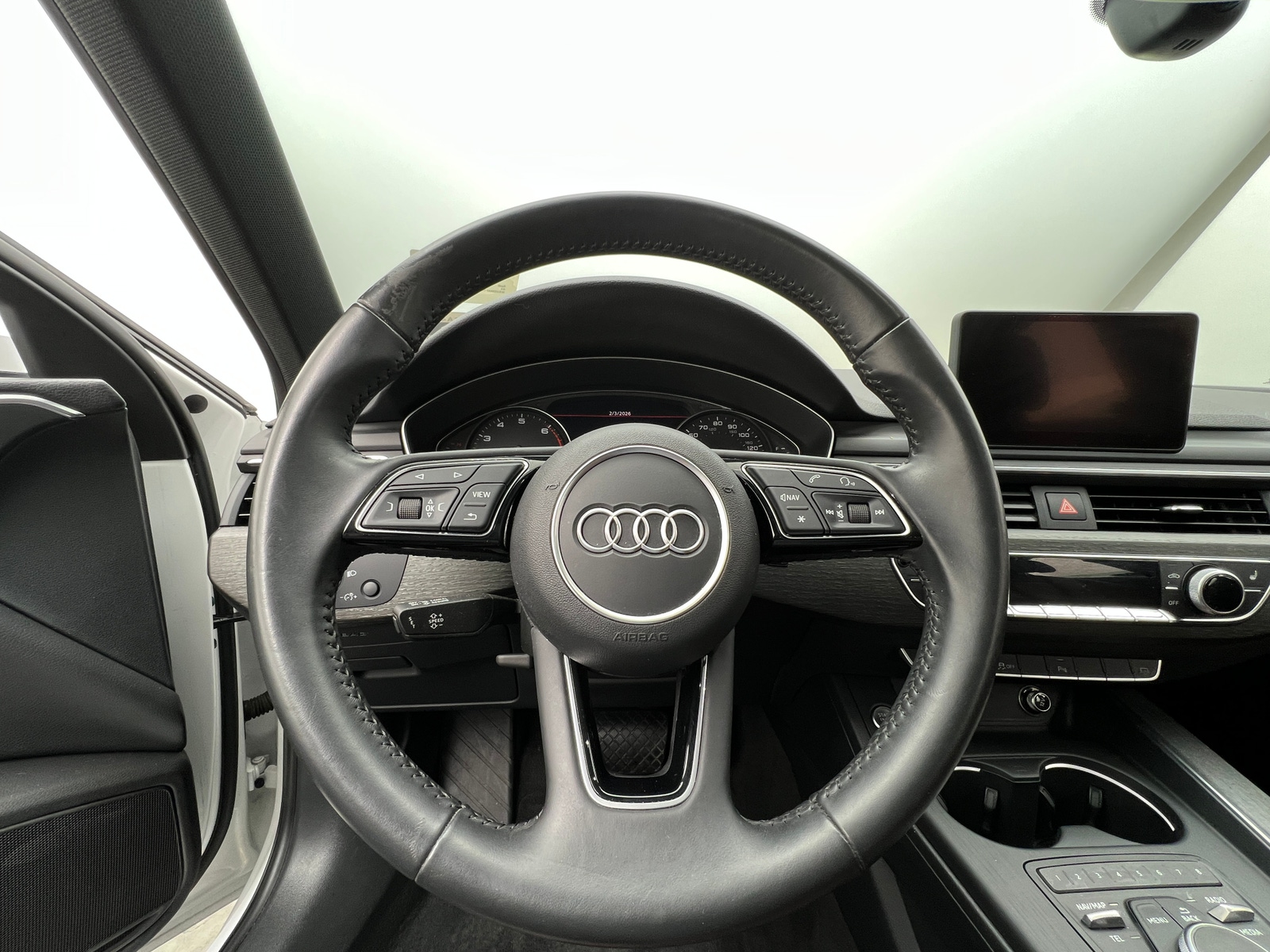 Thumbnail: 2019 Audi A4 - 4