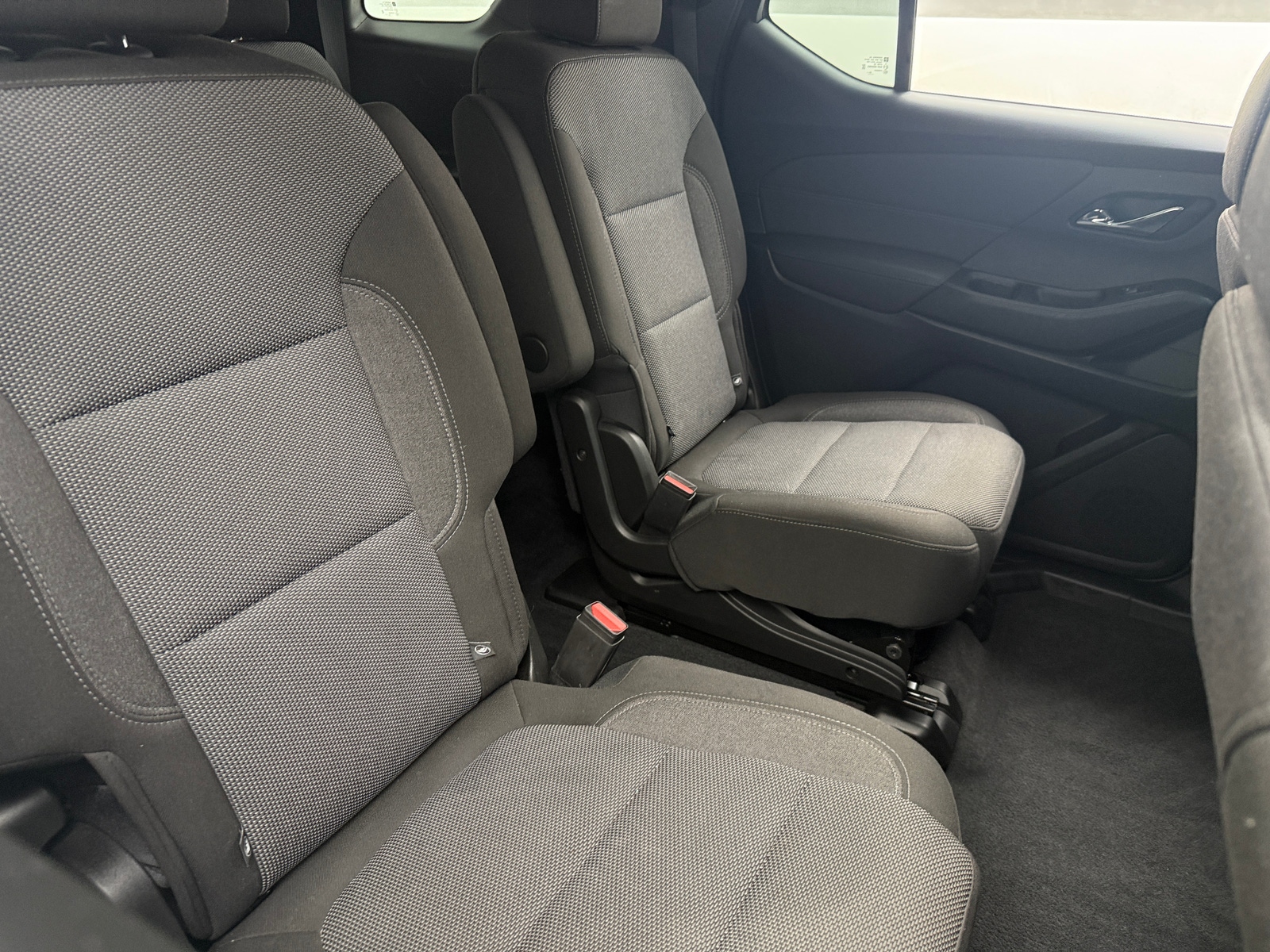 Thumbnail: 2023 Chevrolet Traverse - 6