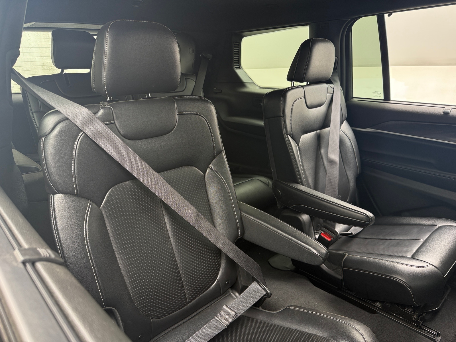 Thumbnail: 2024 Jeep Grand Cherokee L - 5