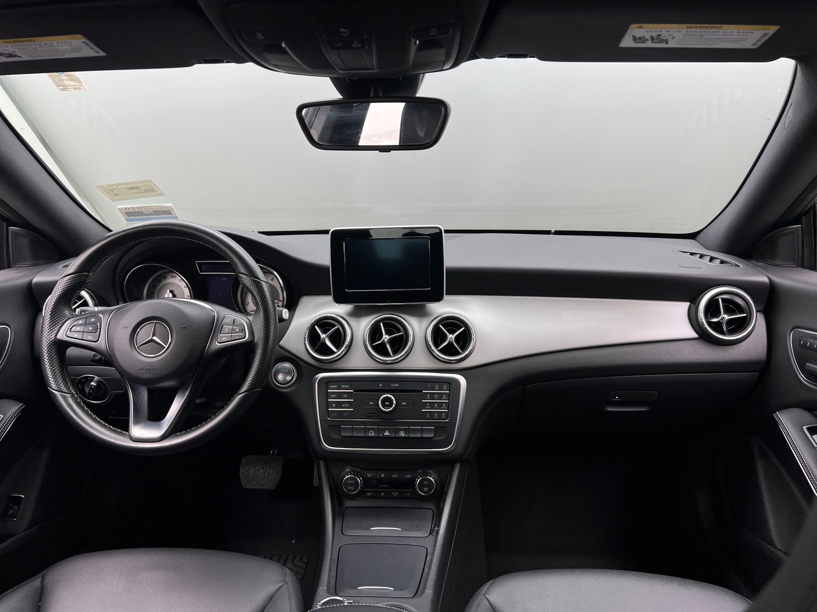 Thumbnail: 2015 Mercedes-Benz CLA - 3