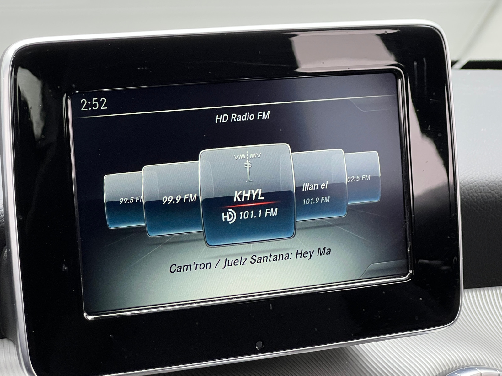 Thumbnail: 2015 Mercedes-Benz CLA - 4