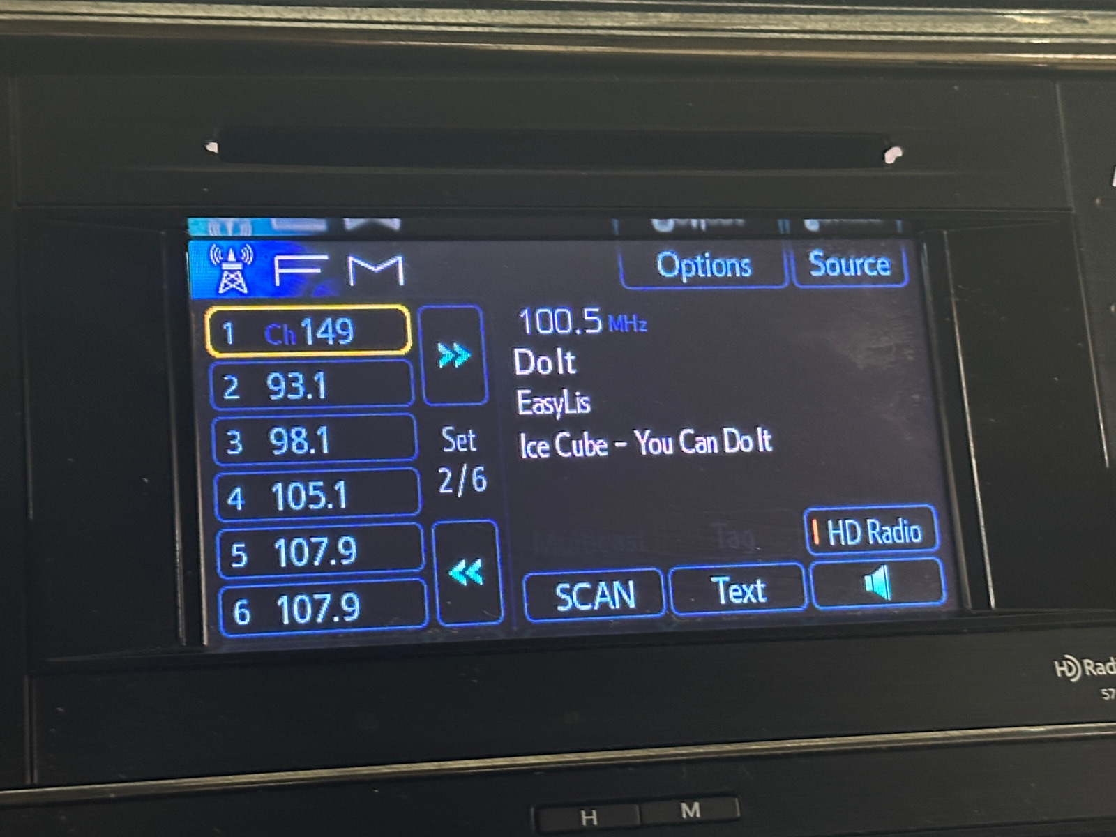 Thumbnail: 2014 Toyota Avalon - 3