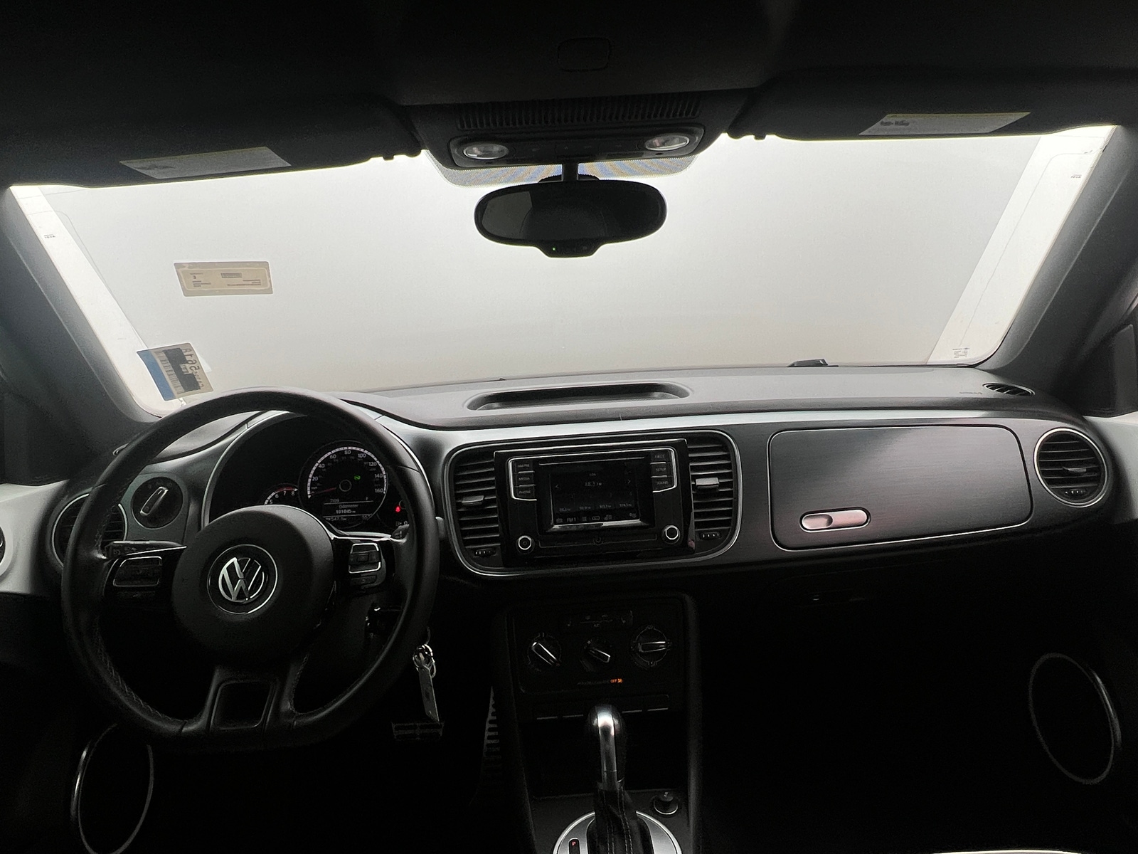 Thumbnail: 2016 Volkswagen Beetle - 2