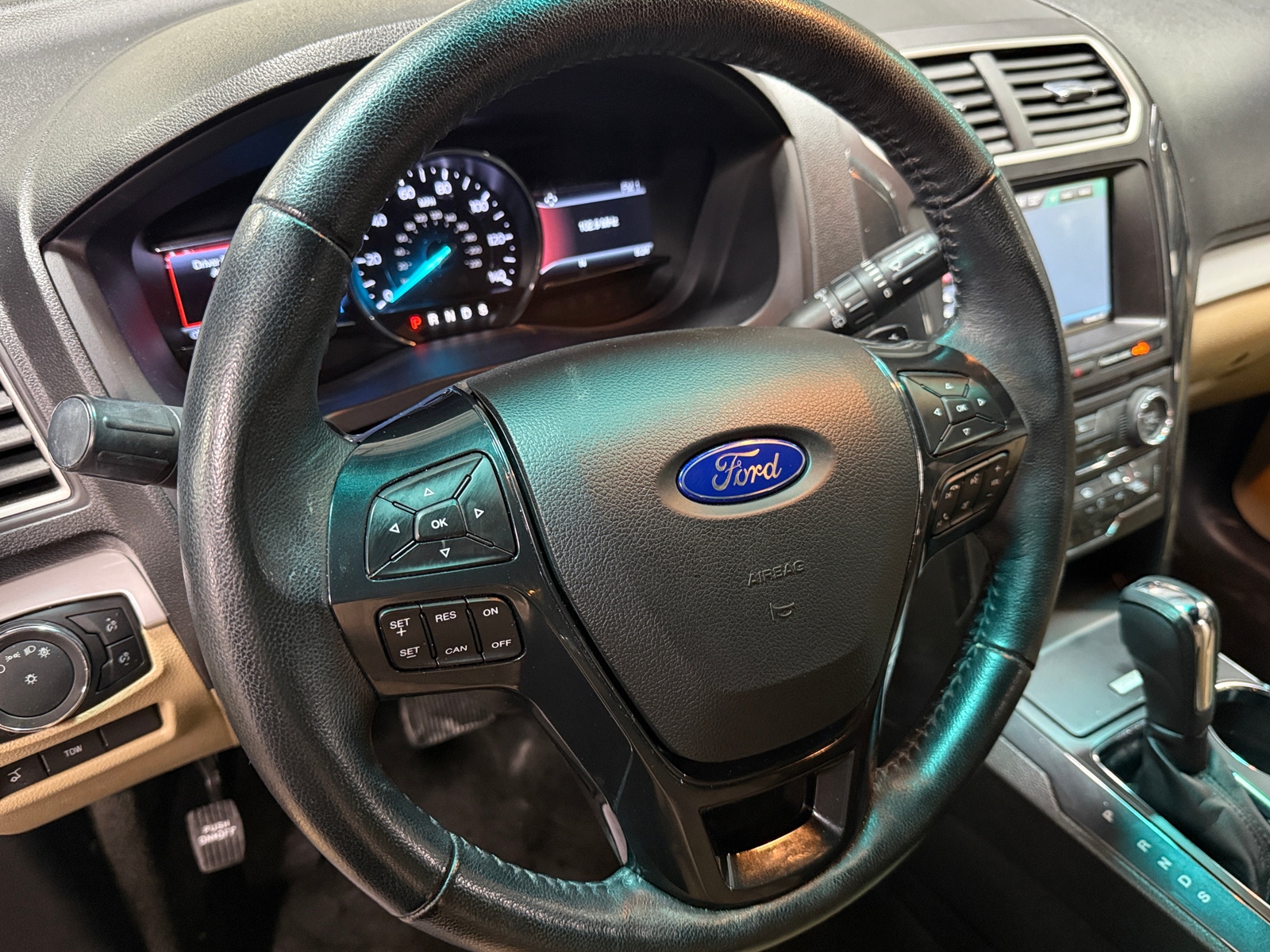 Thumbnail: 2016 Ford Explorer - 5