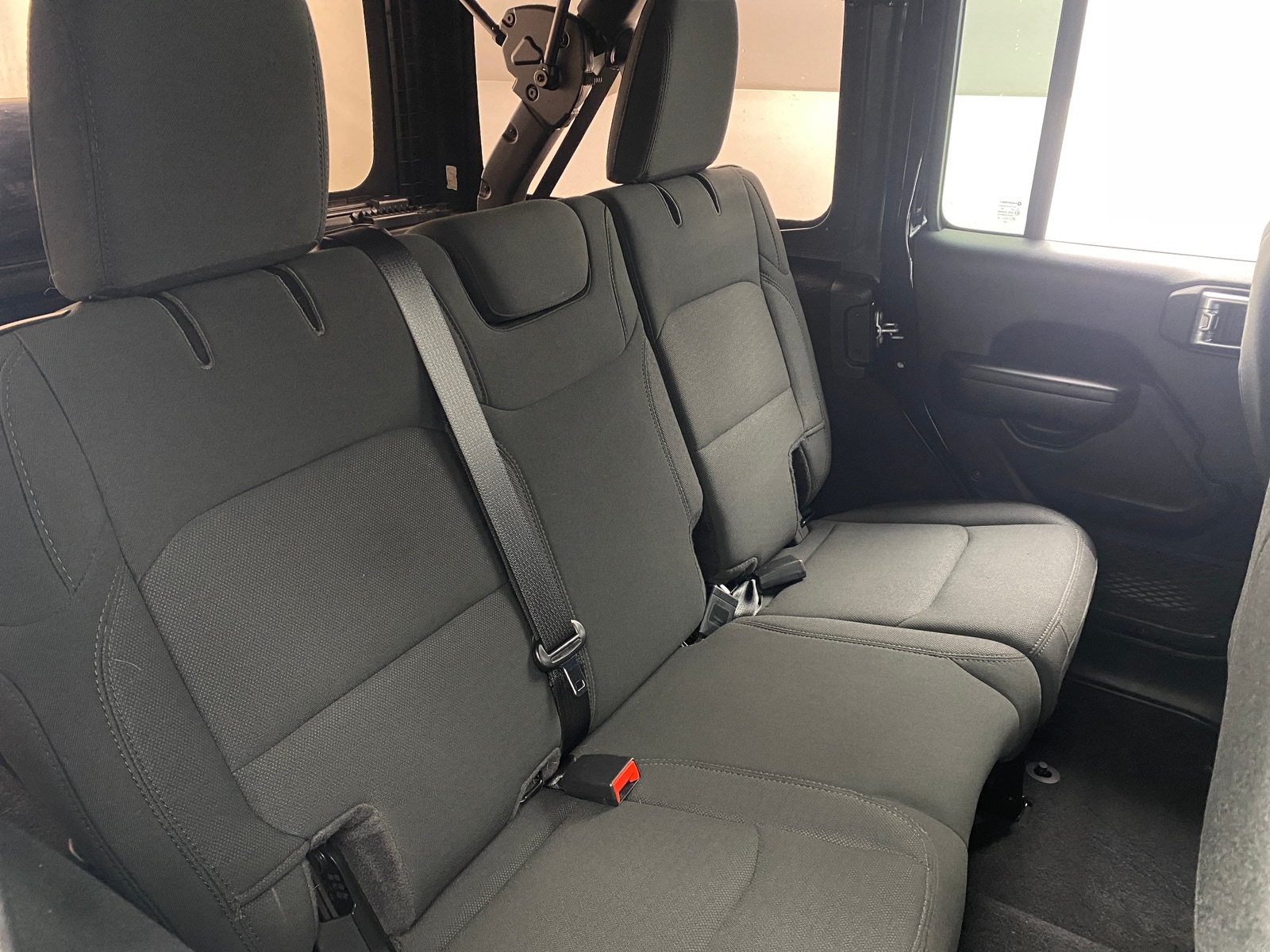 Thumbnail: 2021 Jeep Wrangler - 6