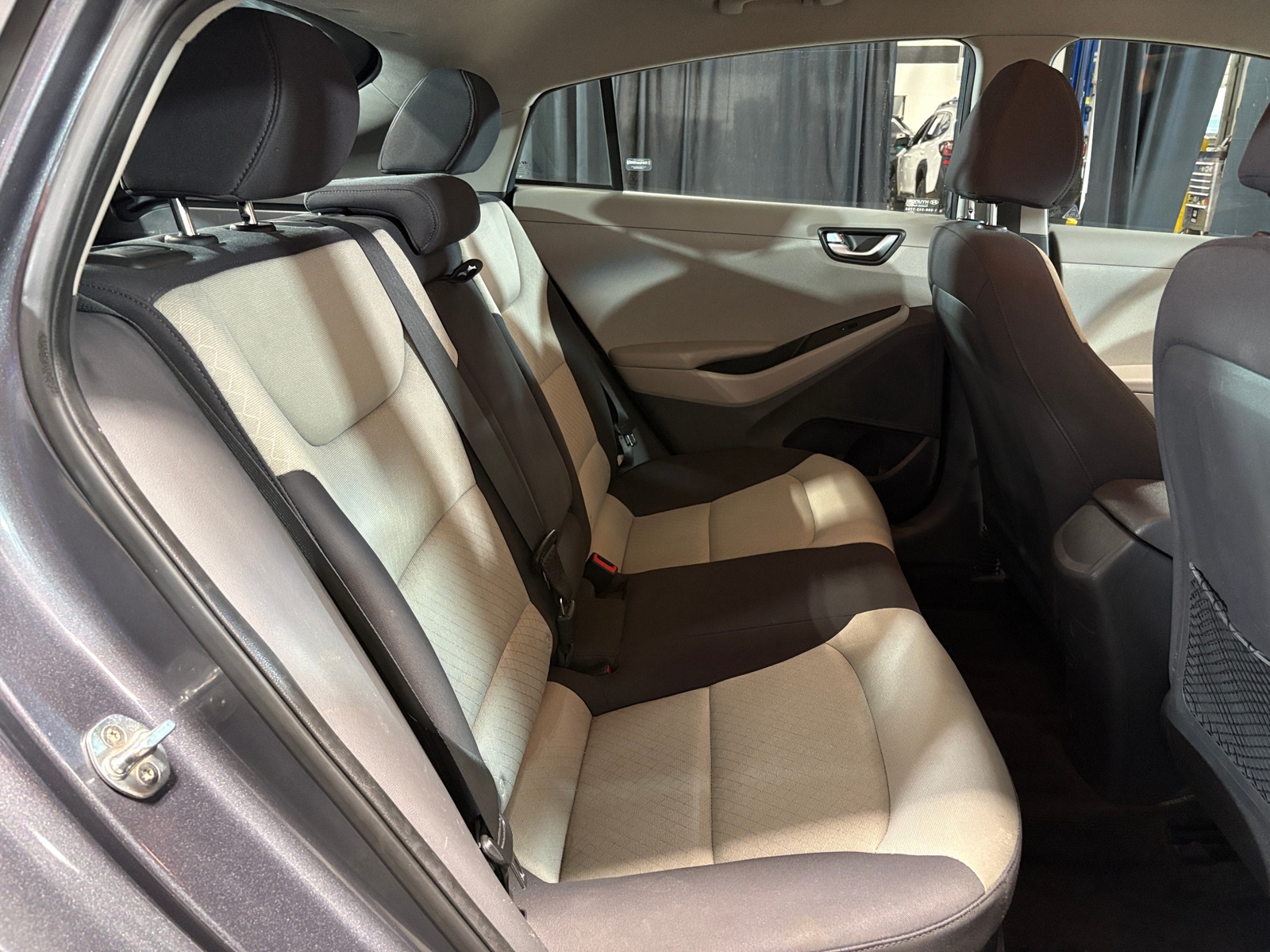 Thumbnail: 2018 Hyundai Ioniq - 6