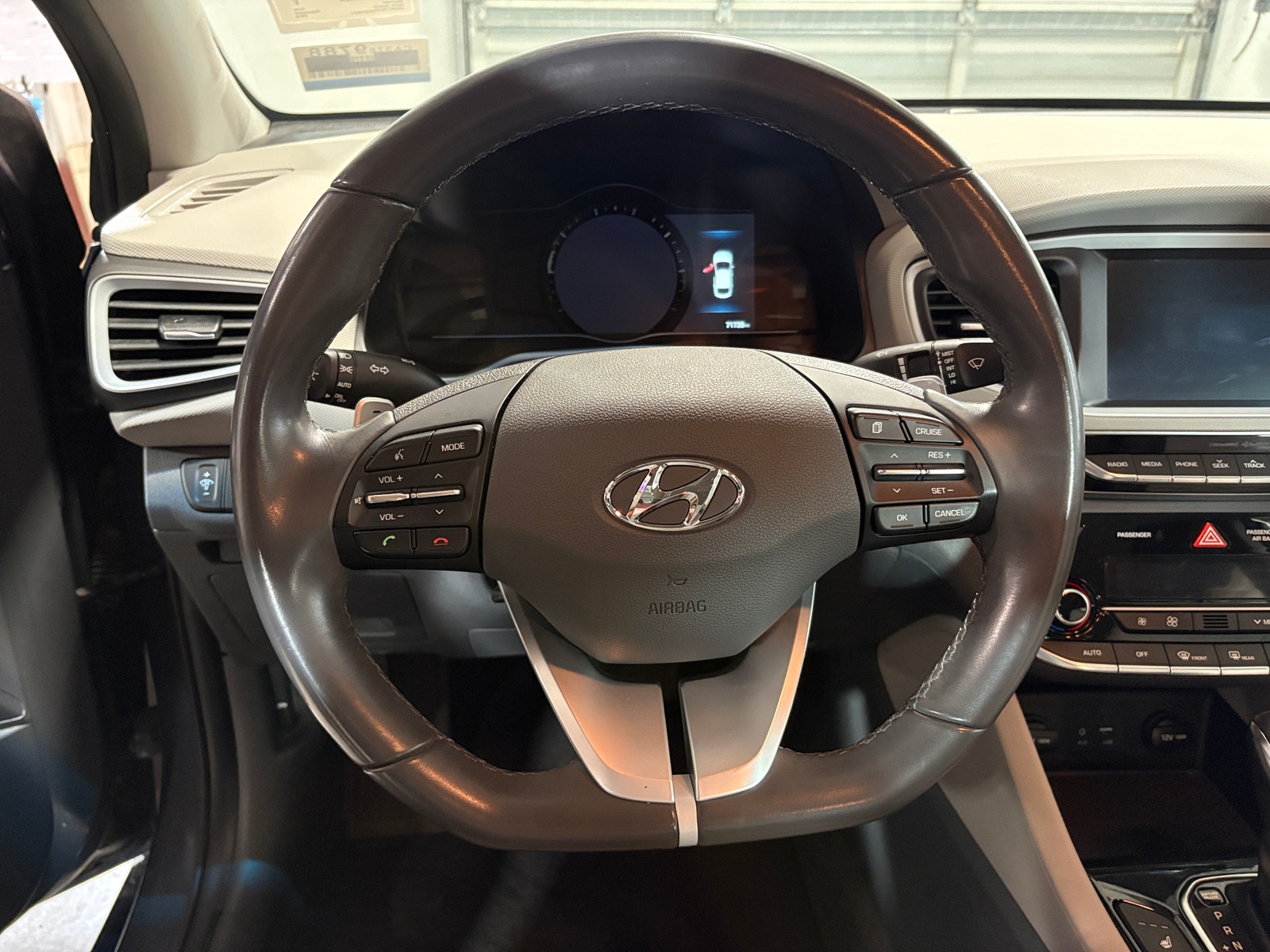 Thumbnail: 2018 Hyundai Ioniq - 5