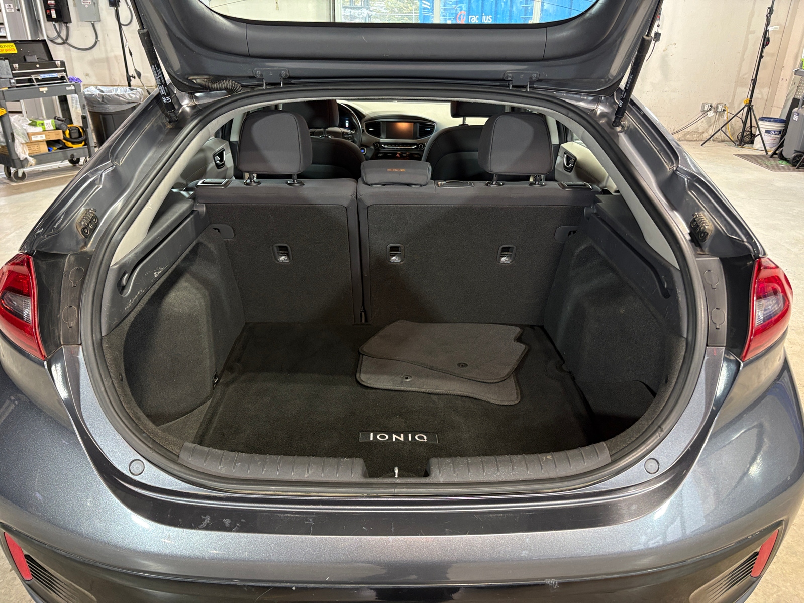 Thumbnail: 2018 Hyundai Ioniq - 7