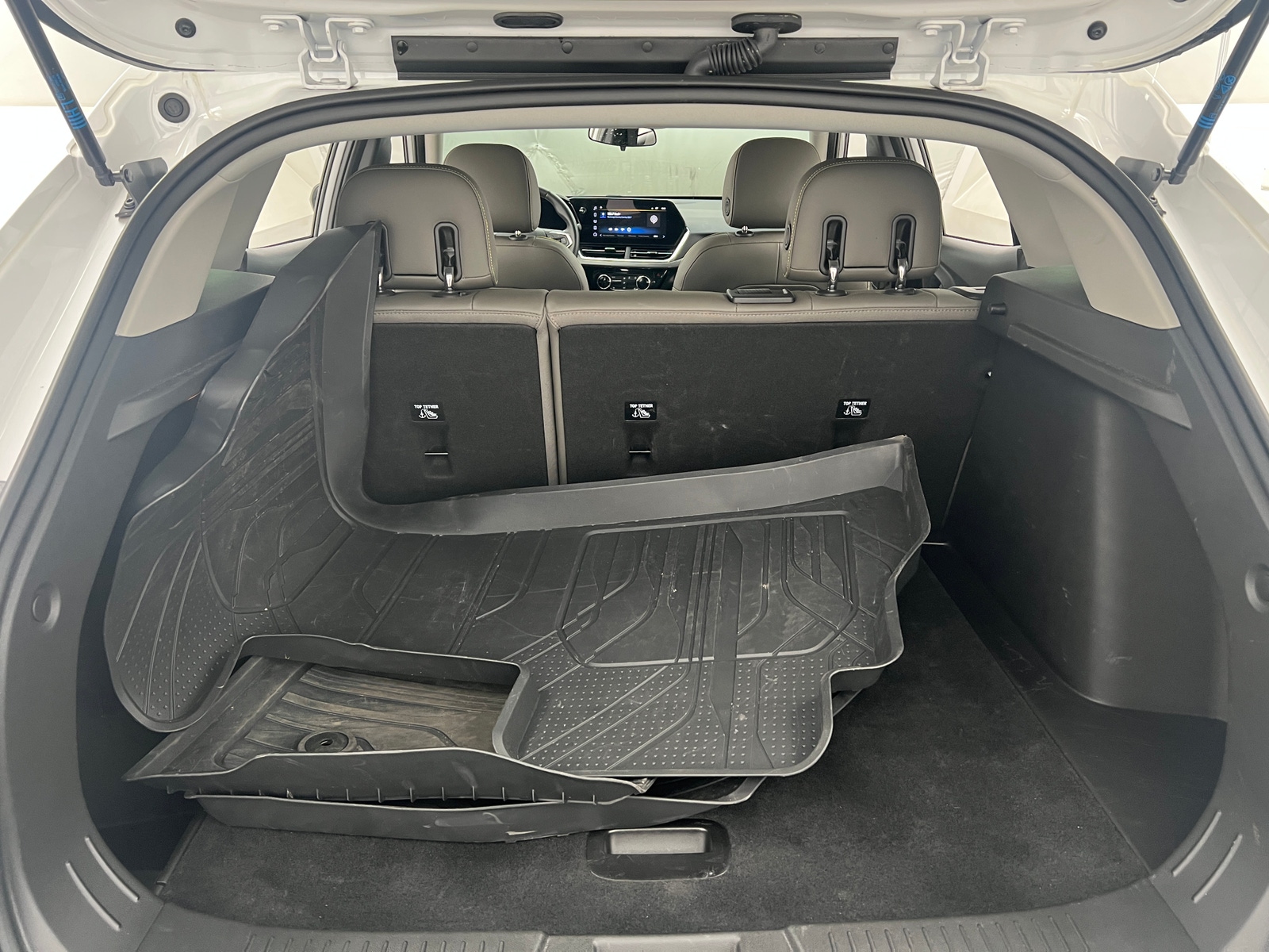 Thumbnail: 2025 Chevrolet Trax - 6