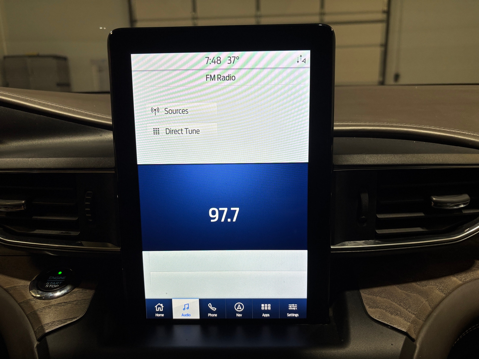 Thumbnail: 2020 Ford Explorer - 3