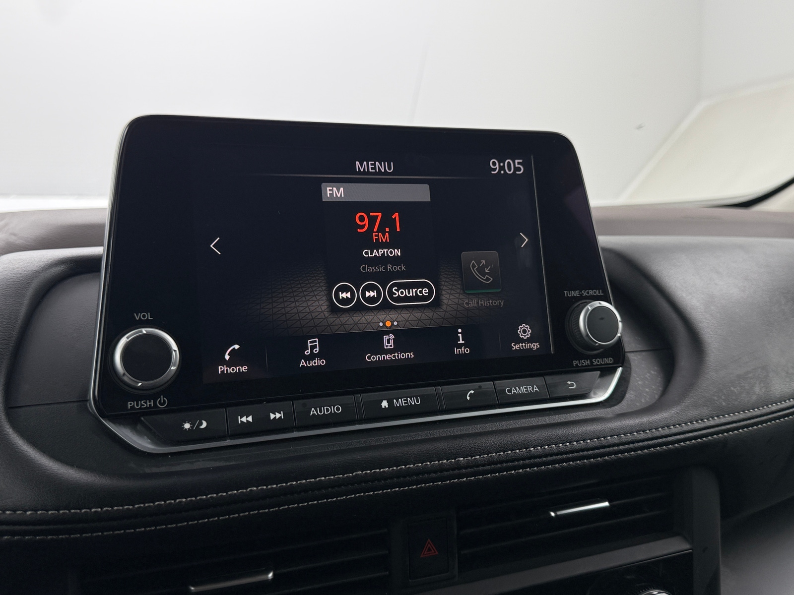 Thumbnail: 2023 Nissan Rogue - 4