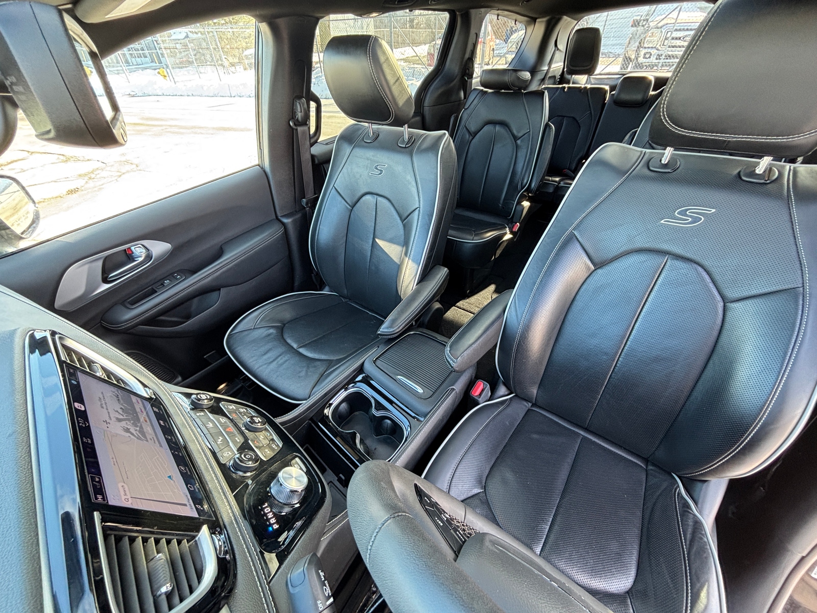 Thumbnail: 2025 Chrysler Pacifica - 2