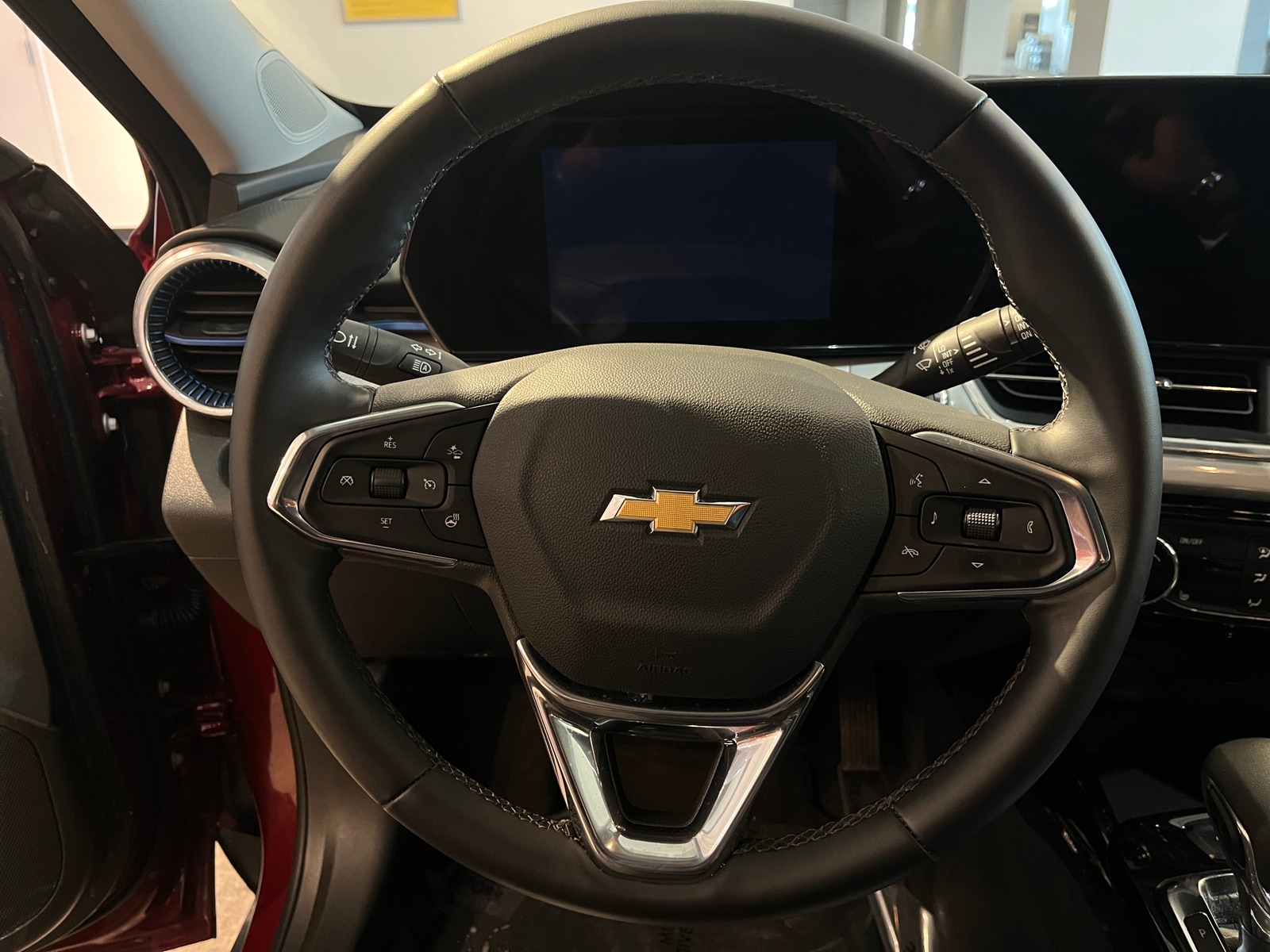 Thumbnail: 2025 Chevrolet Trax - 5