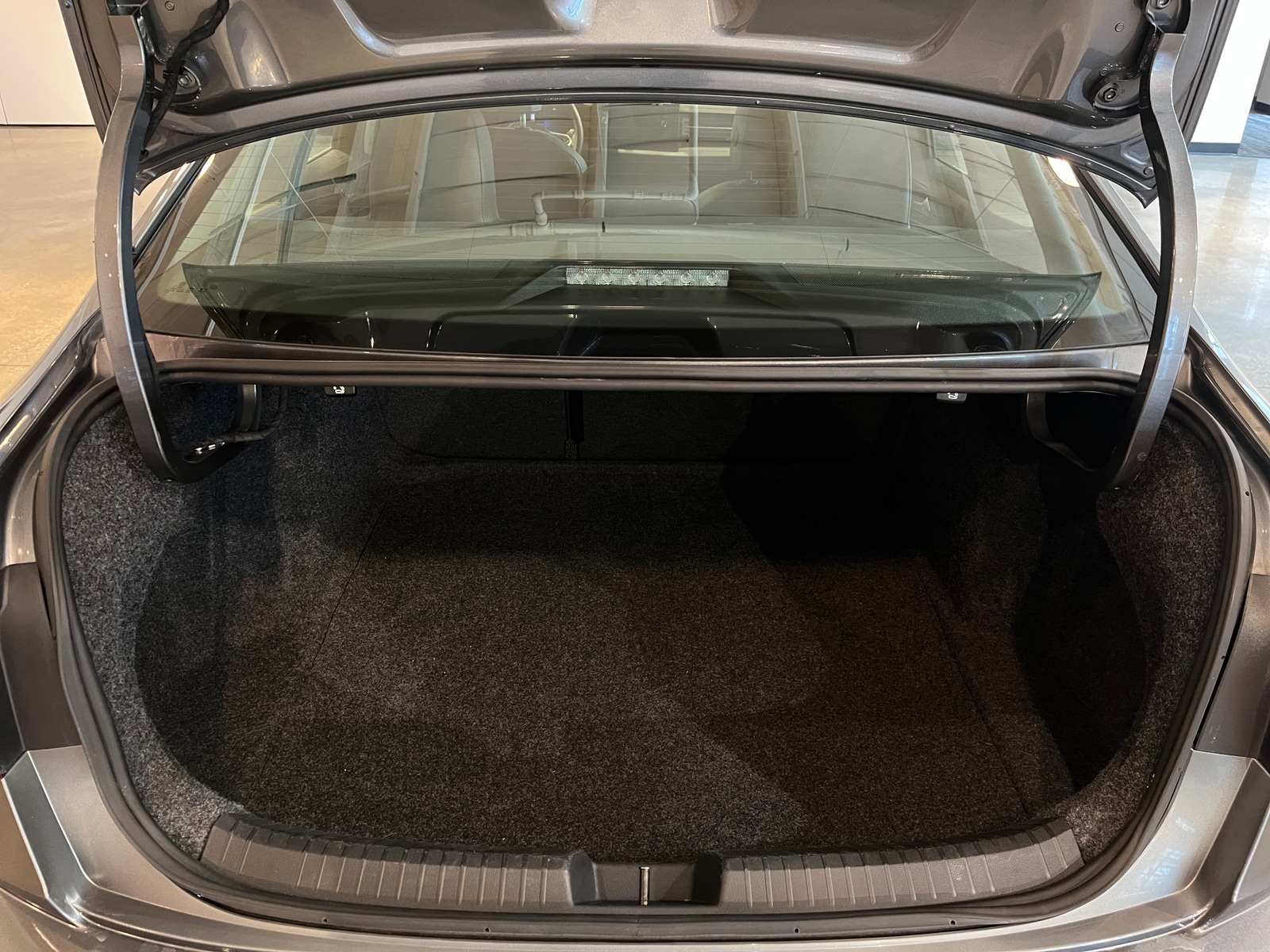 Thumbnail: 2025 Volkswagen Jetta - 5