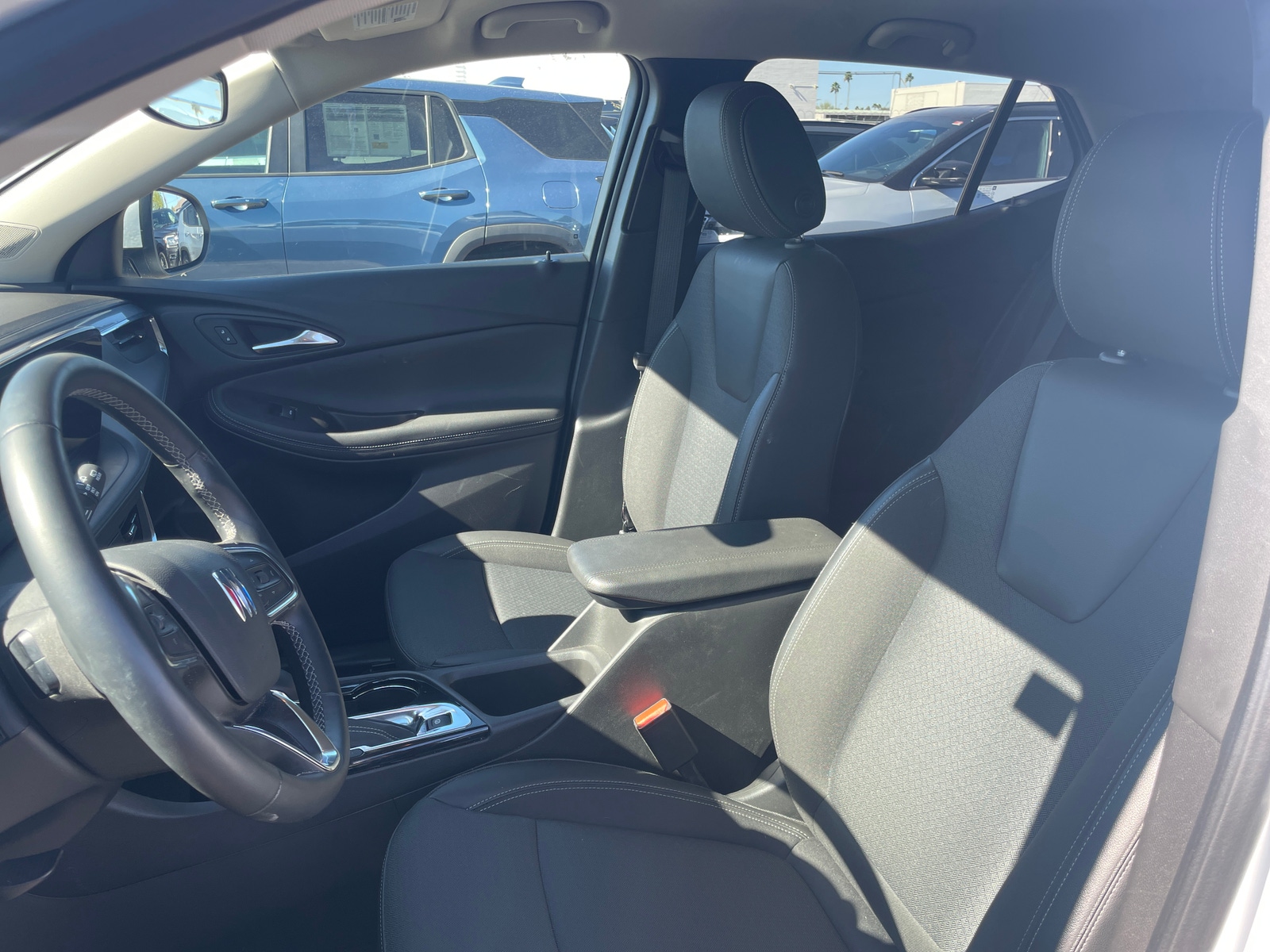 Thumbnail: 2025 Buick Encore GX - 2