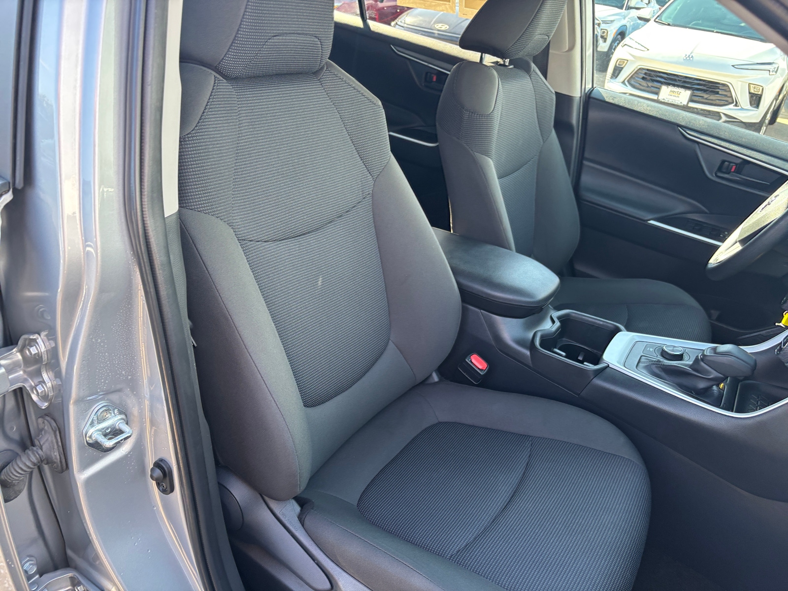 Thumbnail: 2025 Toyota RAV4 - 2