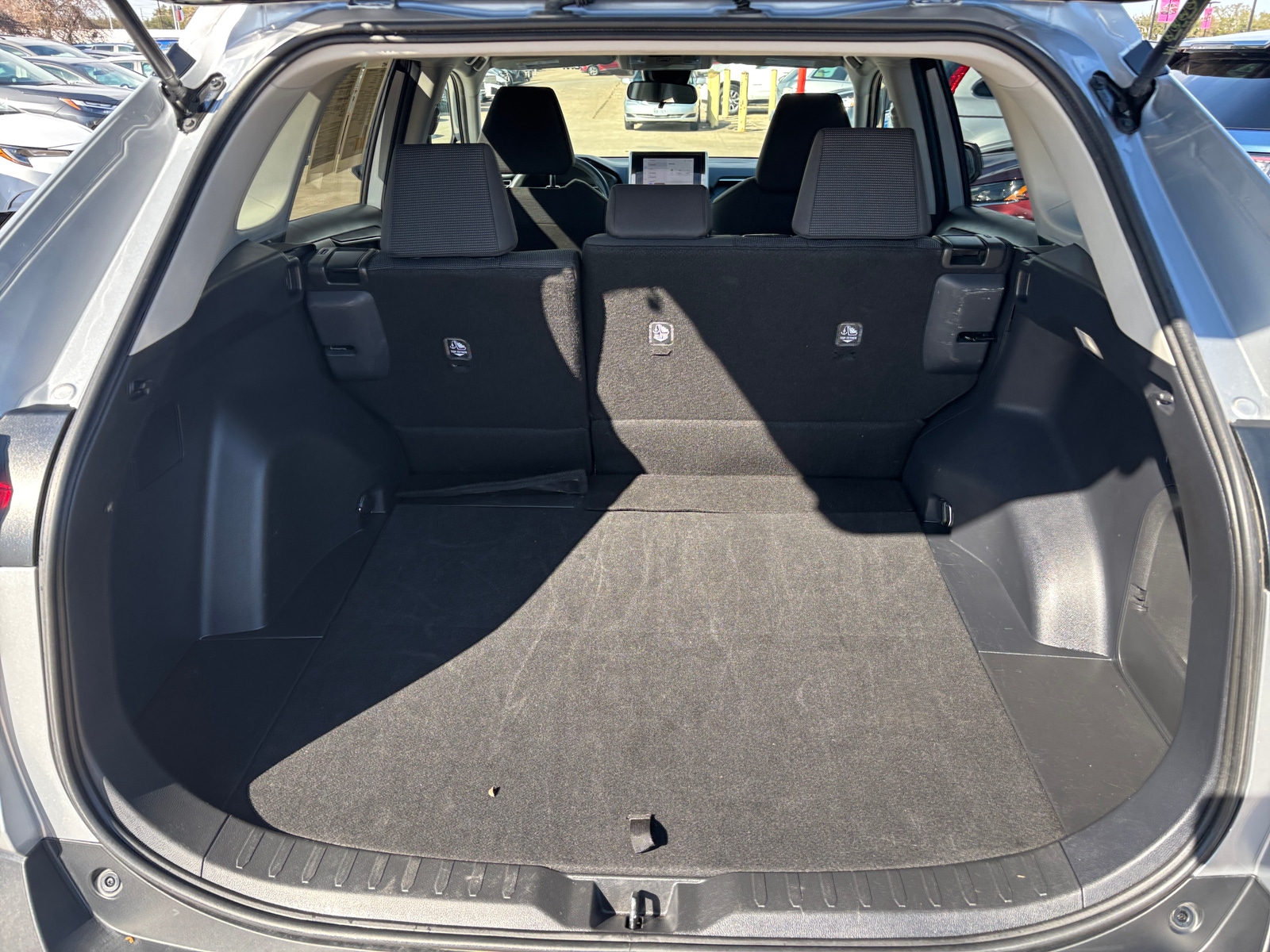 Thumbnail: 2025 Toyota RAV4 - 6