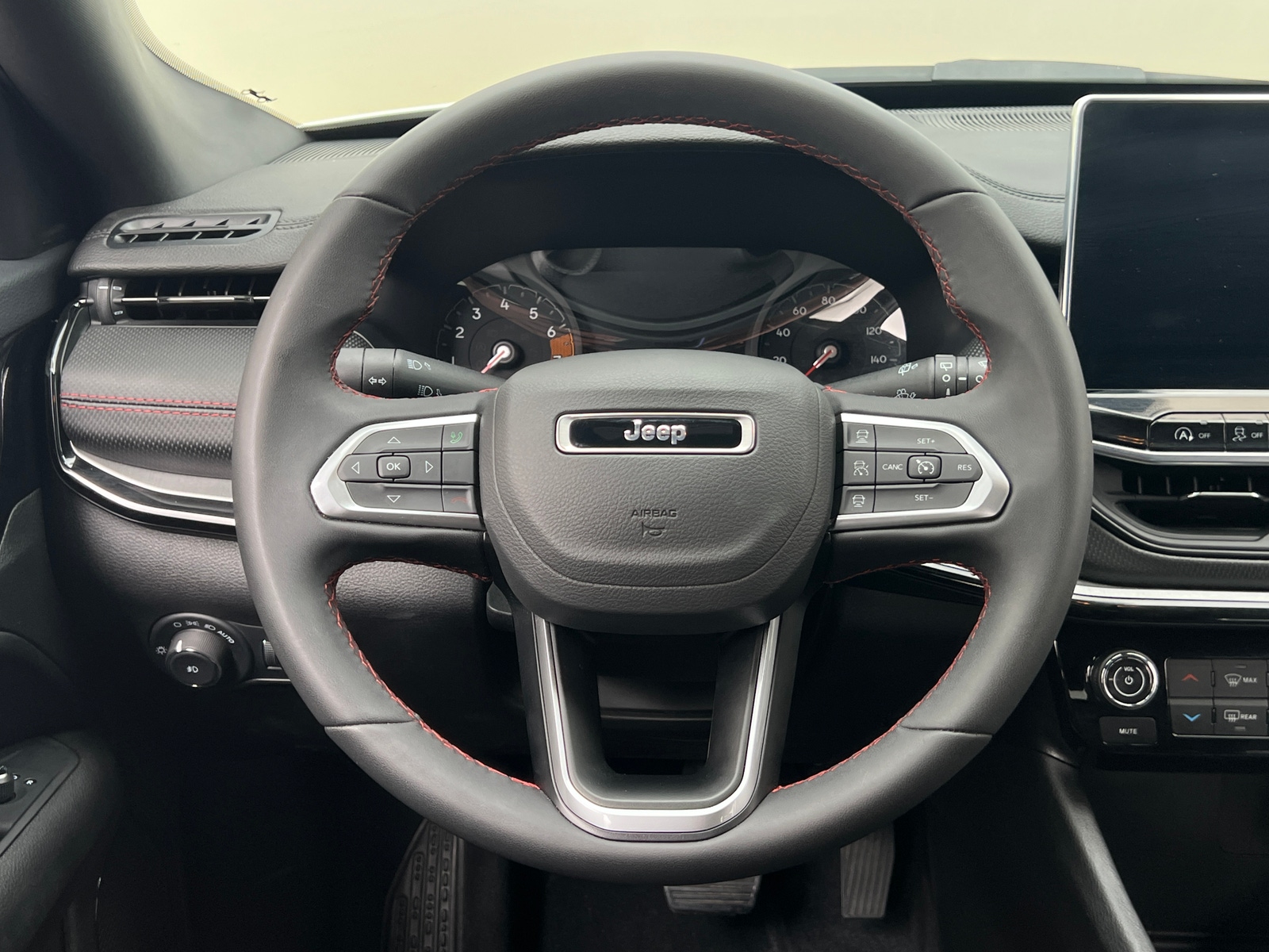 Thumbnail: 2025 Jeep Compass - 4