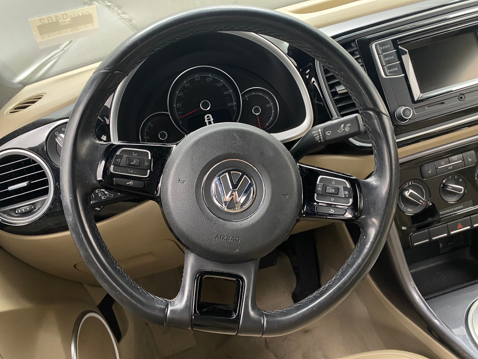 Thumbnail: 2017 Volkswagen Beetle - 5