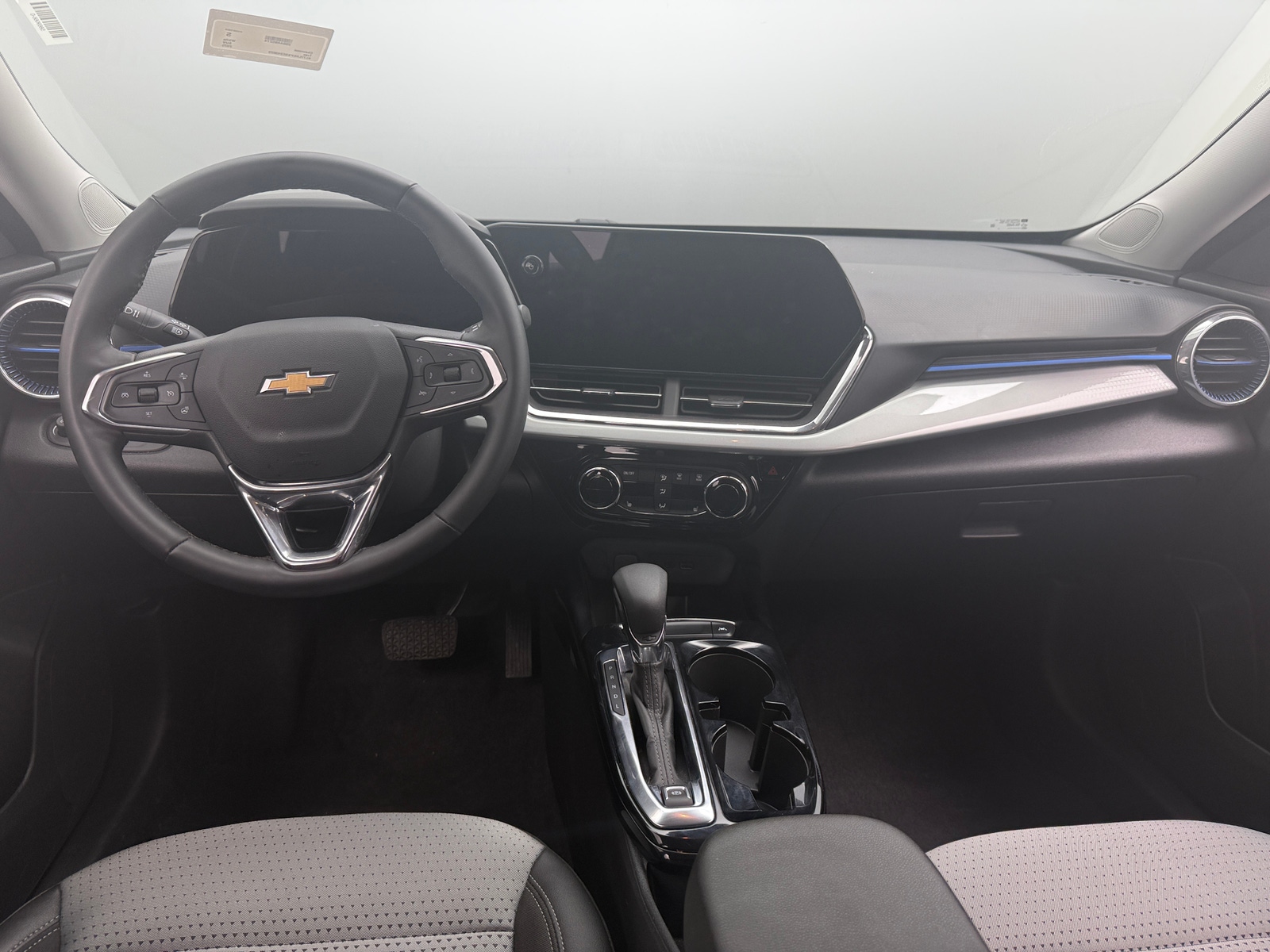 Thumbnail: 2025 Chevrolet Trax - 5