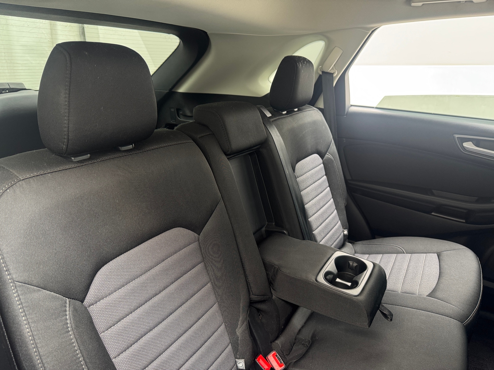 Thumbnail: 2016 Ford Edge - 6