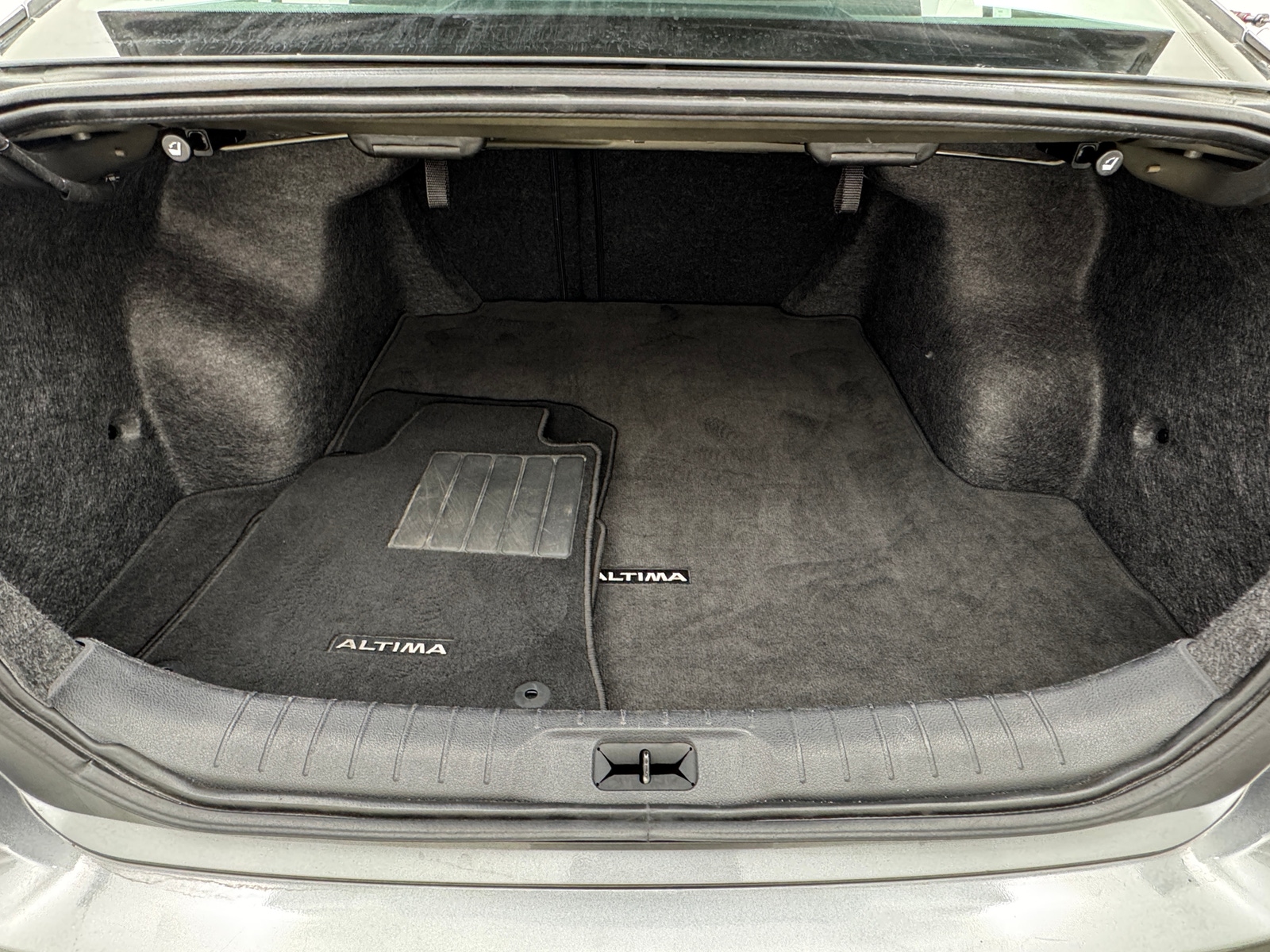 Thumbnail: 2025 Nissan Altima - 7