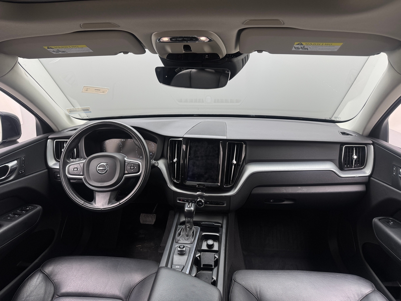 Thumbnail: 2018 Volvo XC60 - 2