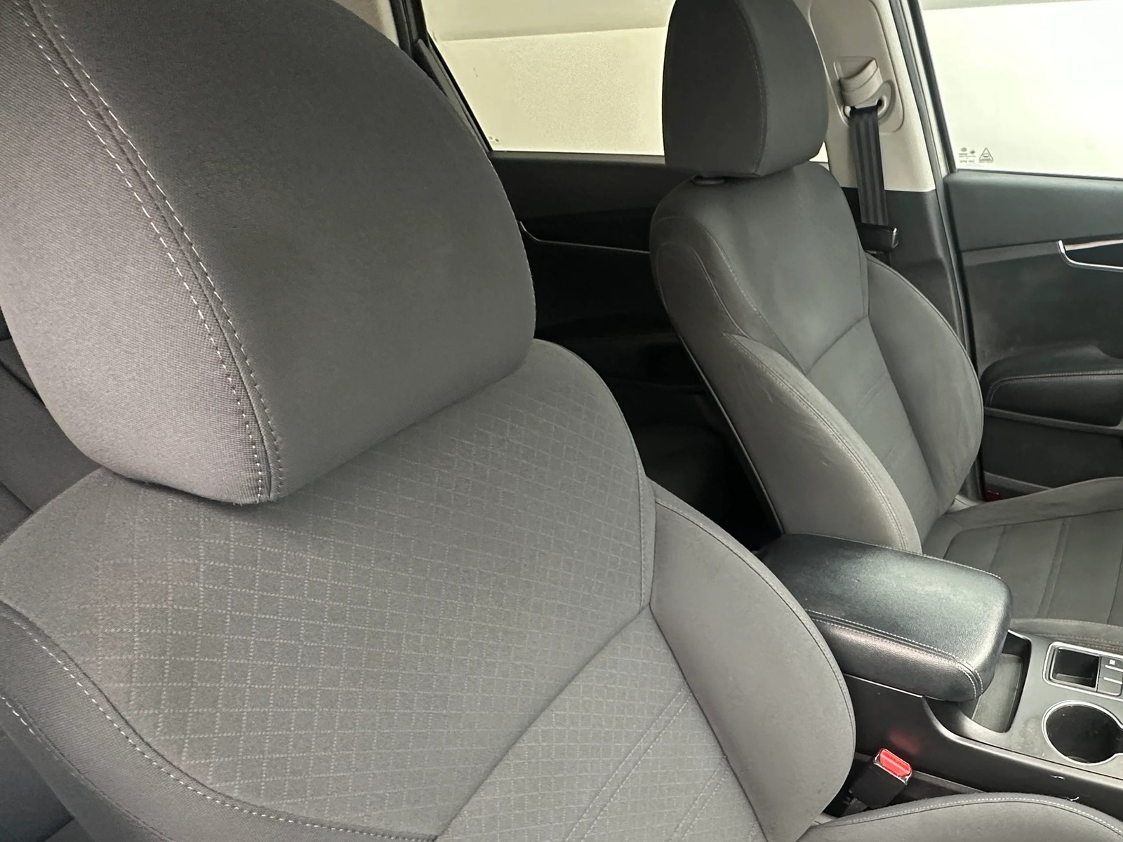 Thumbnail: 2019 Kia Sorento - 2