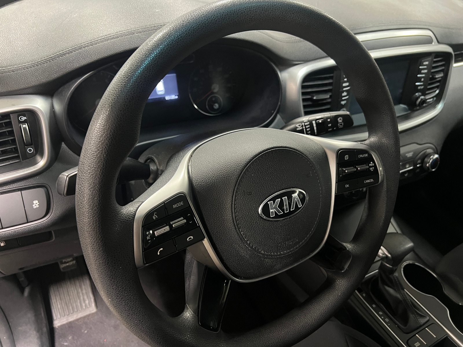 Thumbnail: 2019 Kia Sorento - 5