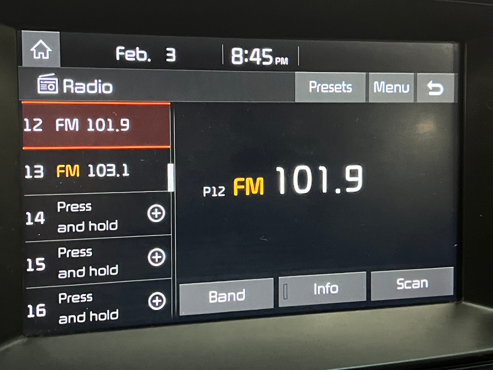 Thumbnail: 2019 Kia Sorento - 4