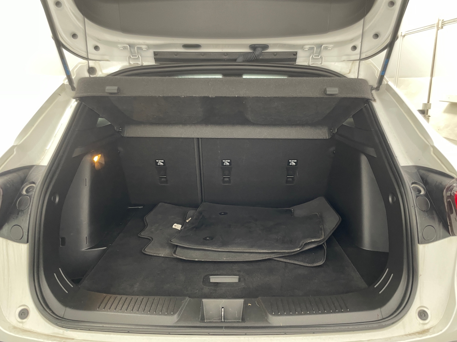 Thumbnail: 2024 Chevrolet Trax - 6