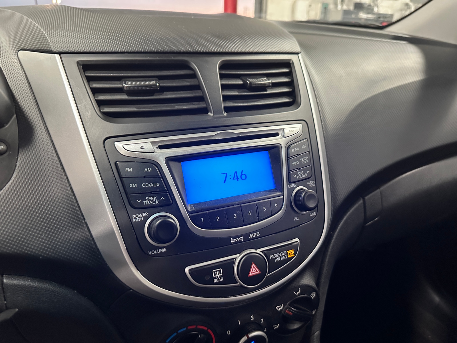 Thumbnail: 2013 Hyundai Accent - 4