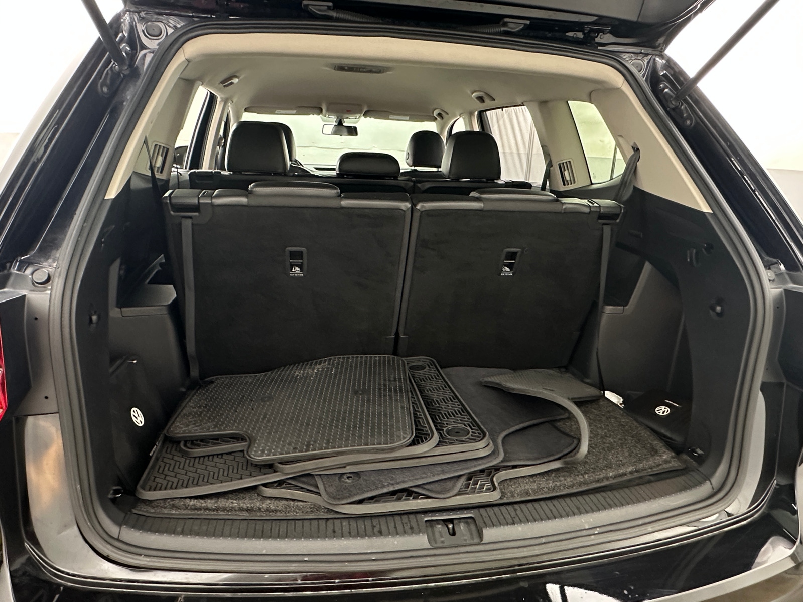 Thumbnail: 2018 Volkswagen Atlas - 6