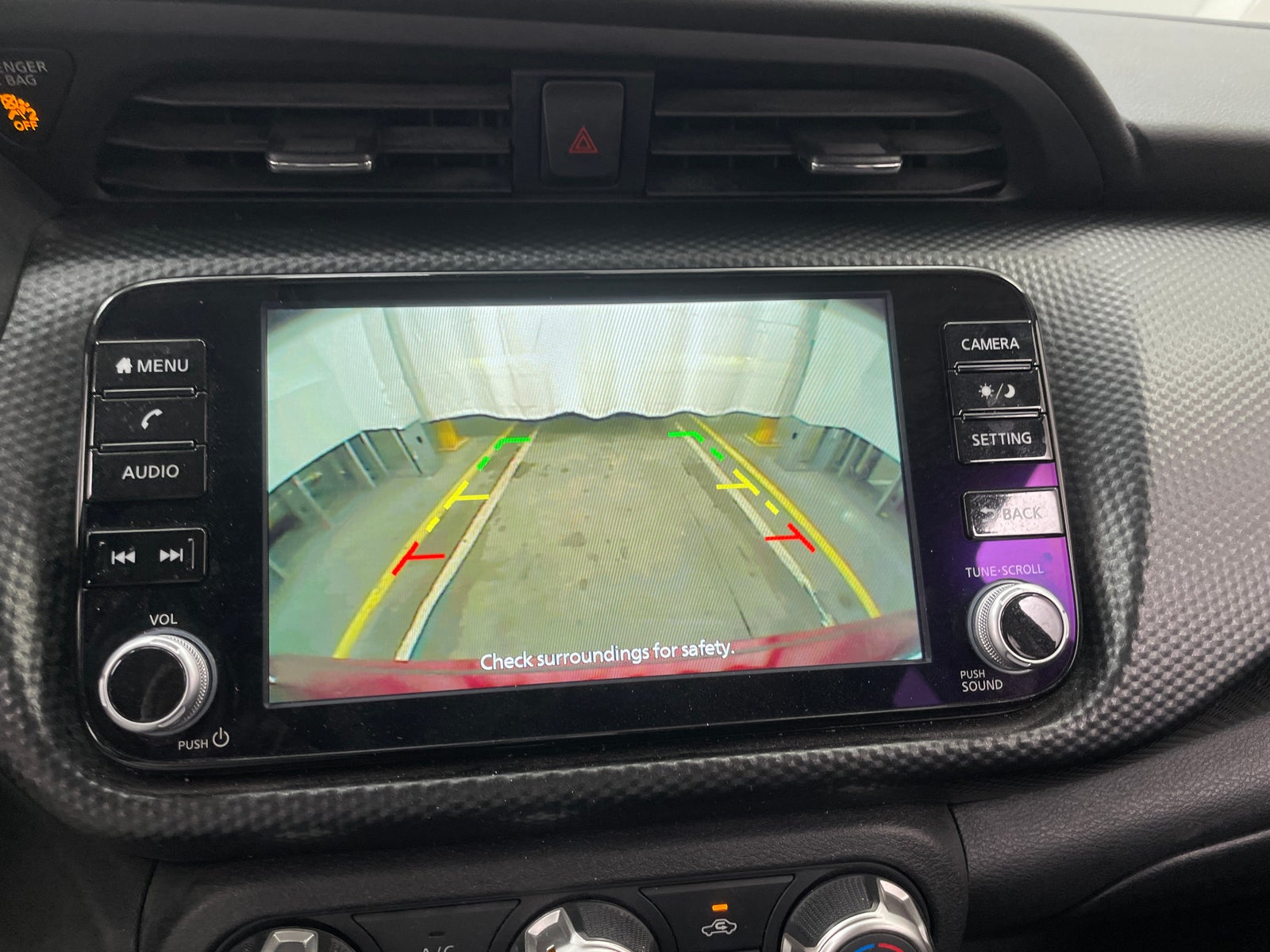 Thumbnail: 2023 Nissan Kicks - 4