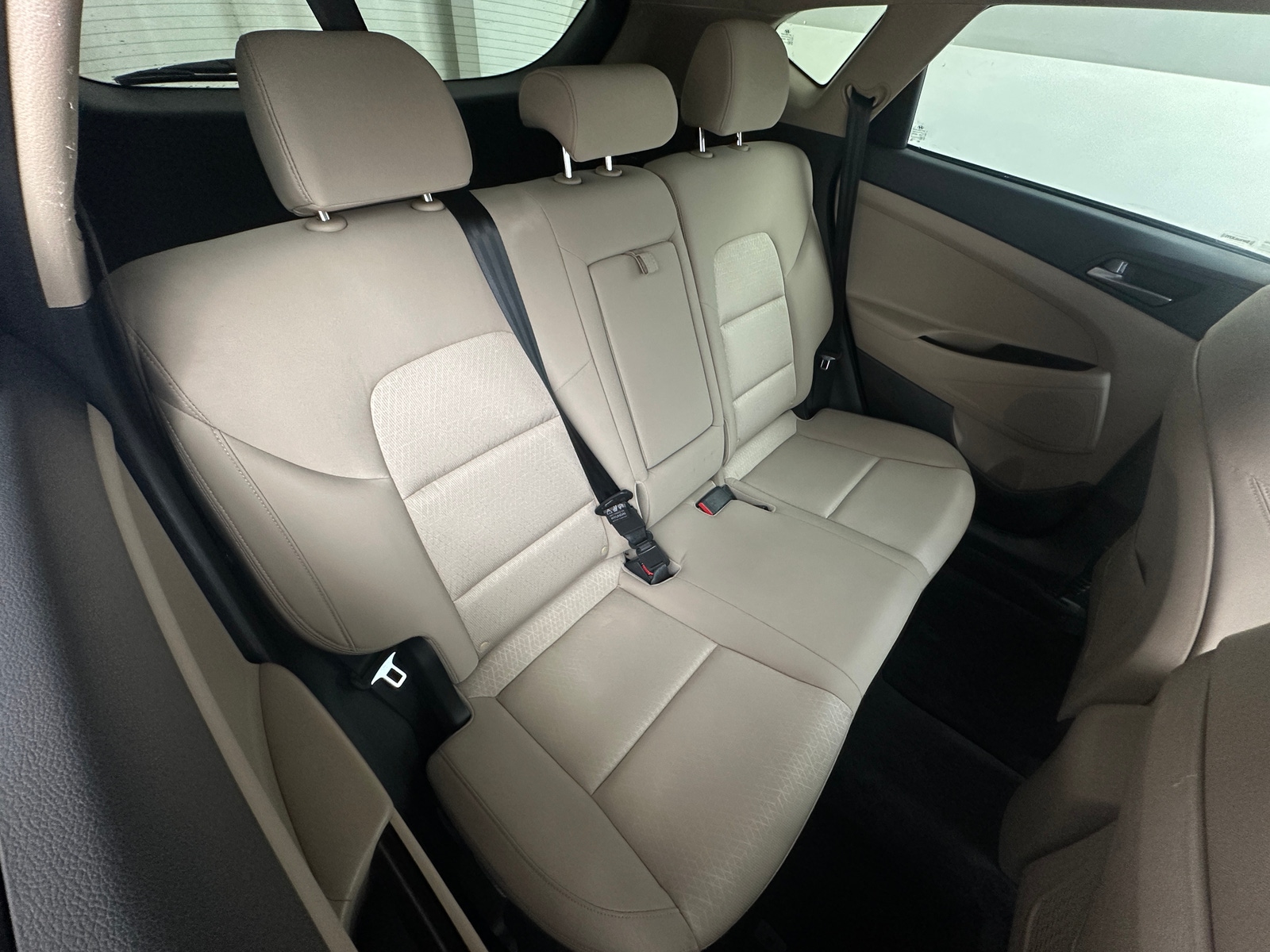 Thumbnail: 2016 Hyundai Tucson - 6