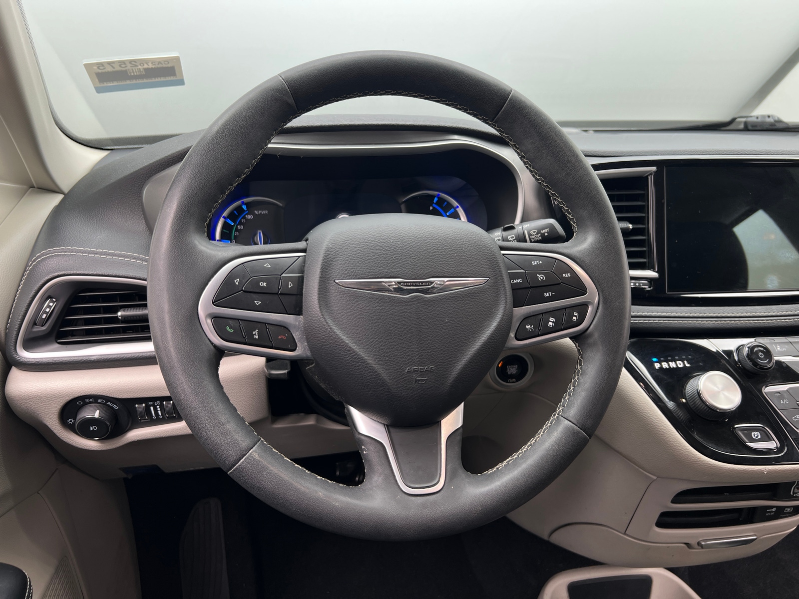 Thumbnail: 2022 Chrysler Pacifica - 4