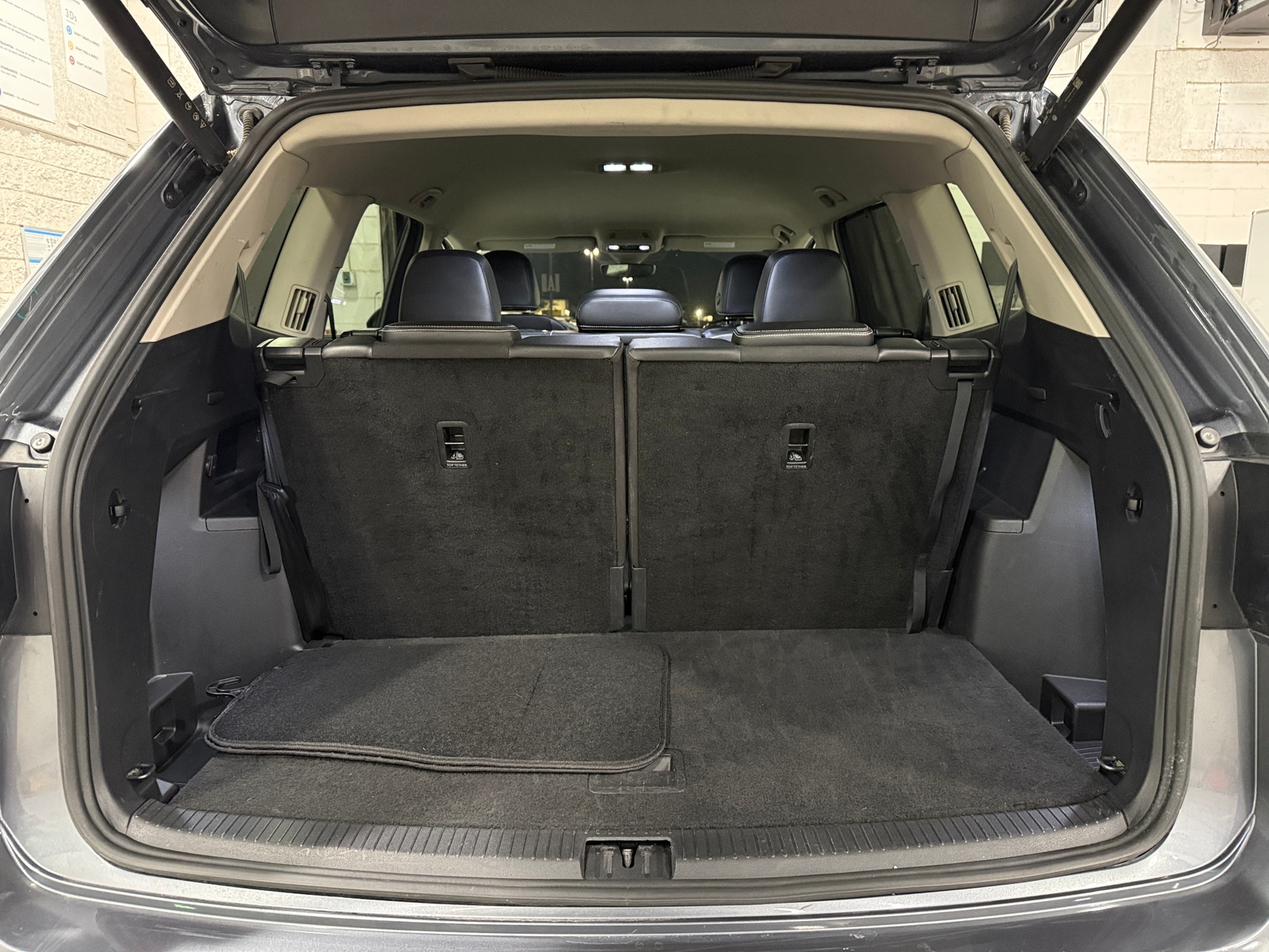 Thumbnail: 2024 Volkswagen Atlas - 6