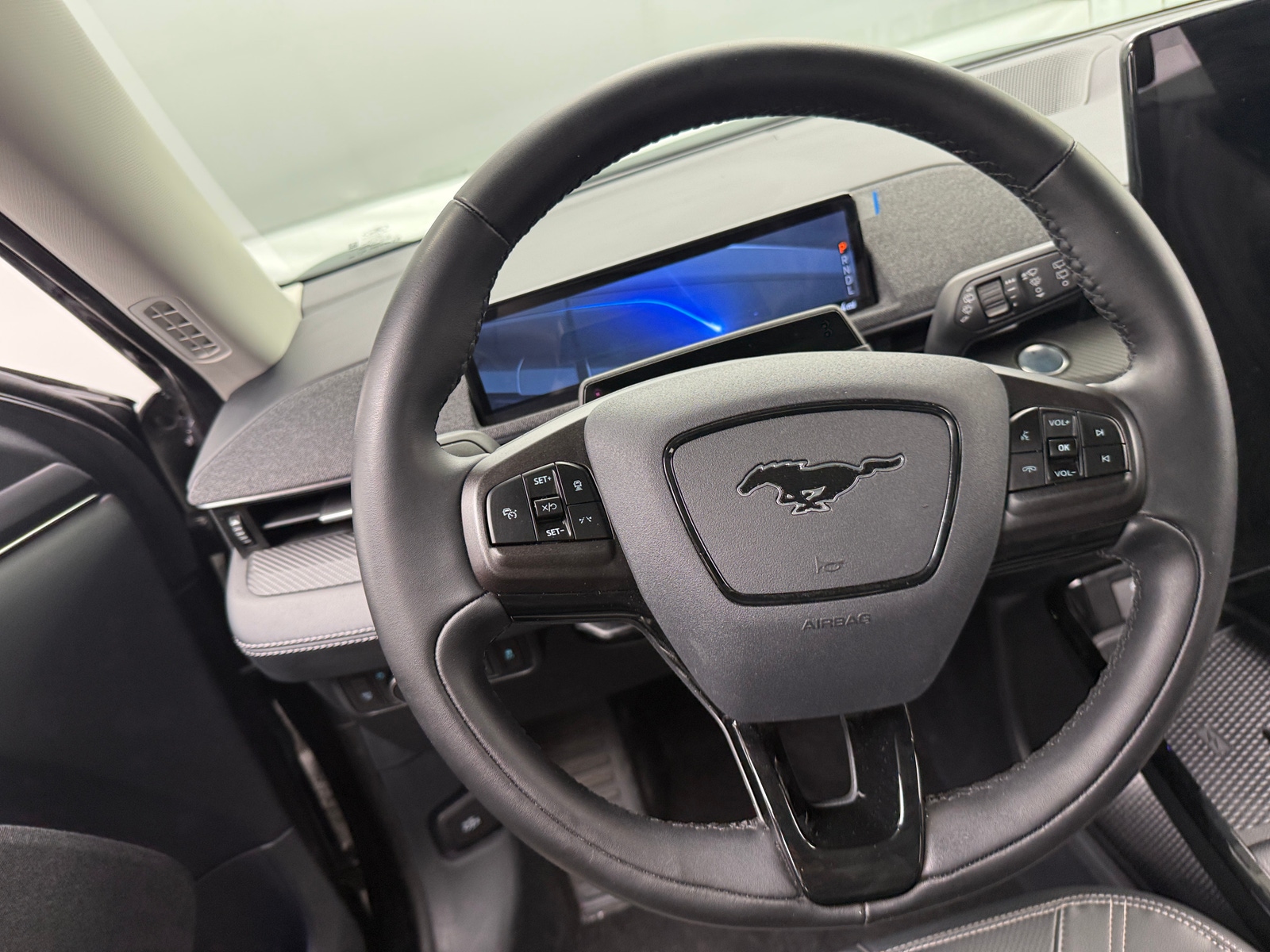 Thumbnail: 2022 Ford Mustang Mach-E - 4