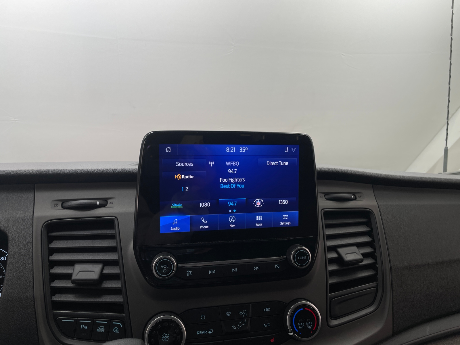 Thumbnail: 2020 Ford Econoline - 4