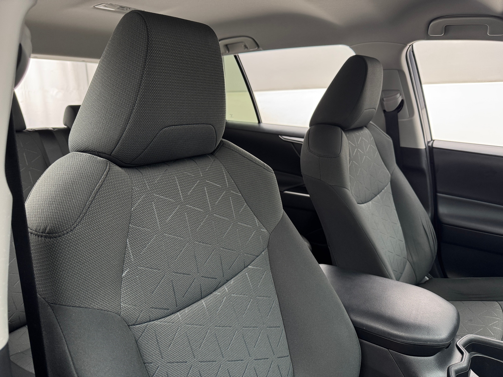 Thumbnail: 2020 Toyota RAV4 - 2