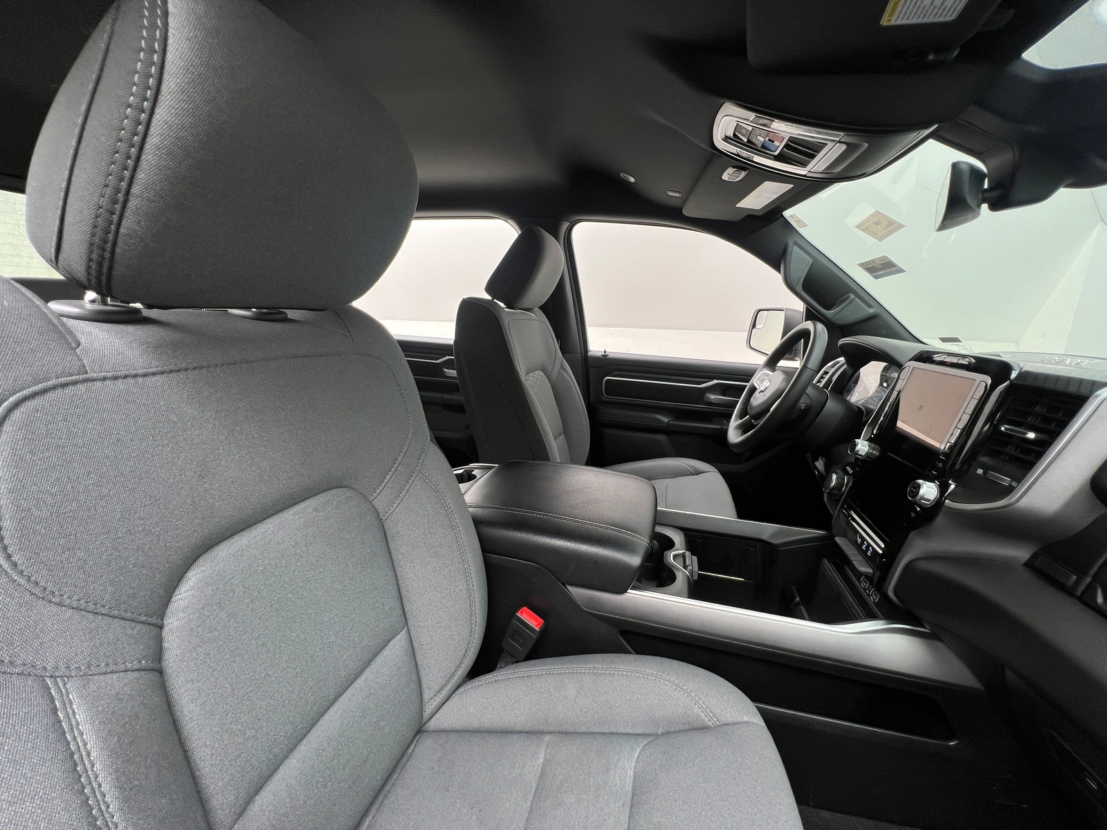 Thumbnail: 2025 RAM 1500 - 2