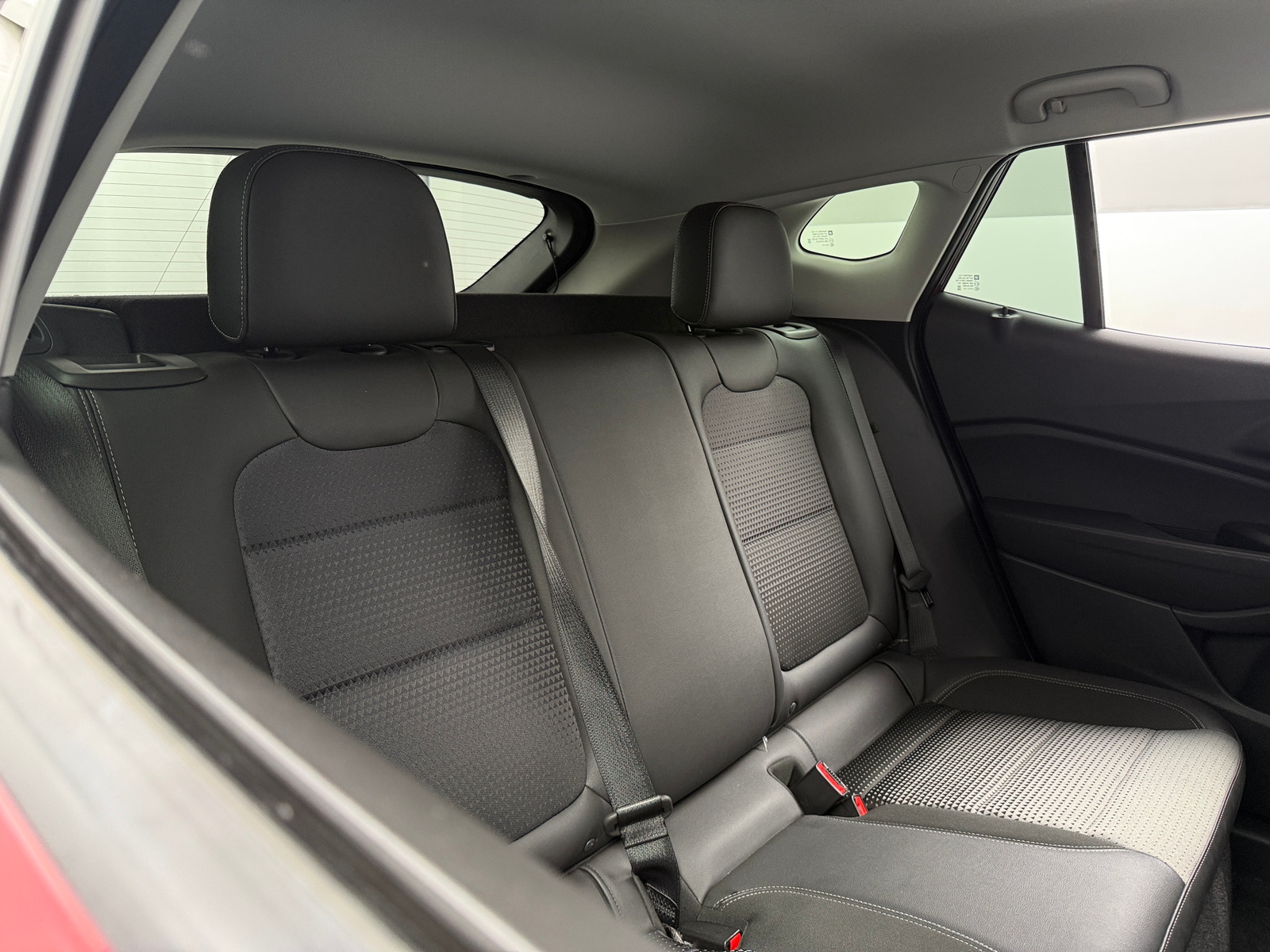 Thumbnail: 2025 Chevrolet Trax - 6