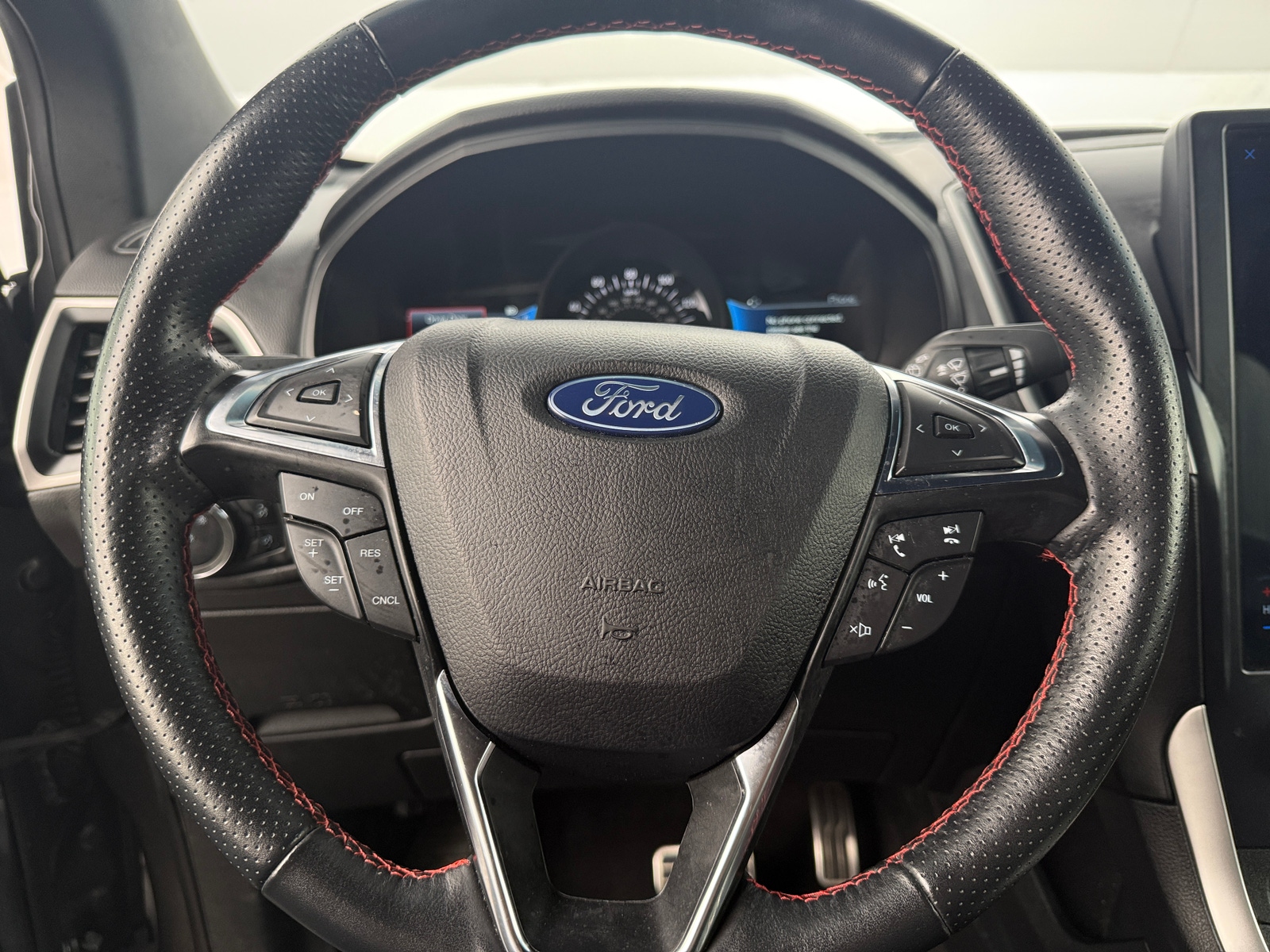 Thumbnail: 2024 Ford Edge - 4