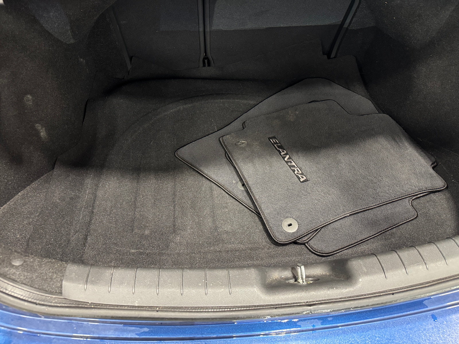 Thumbnail: 2019 Hyundai Elantra - 6