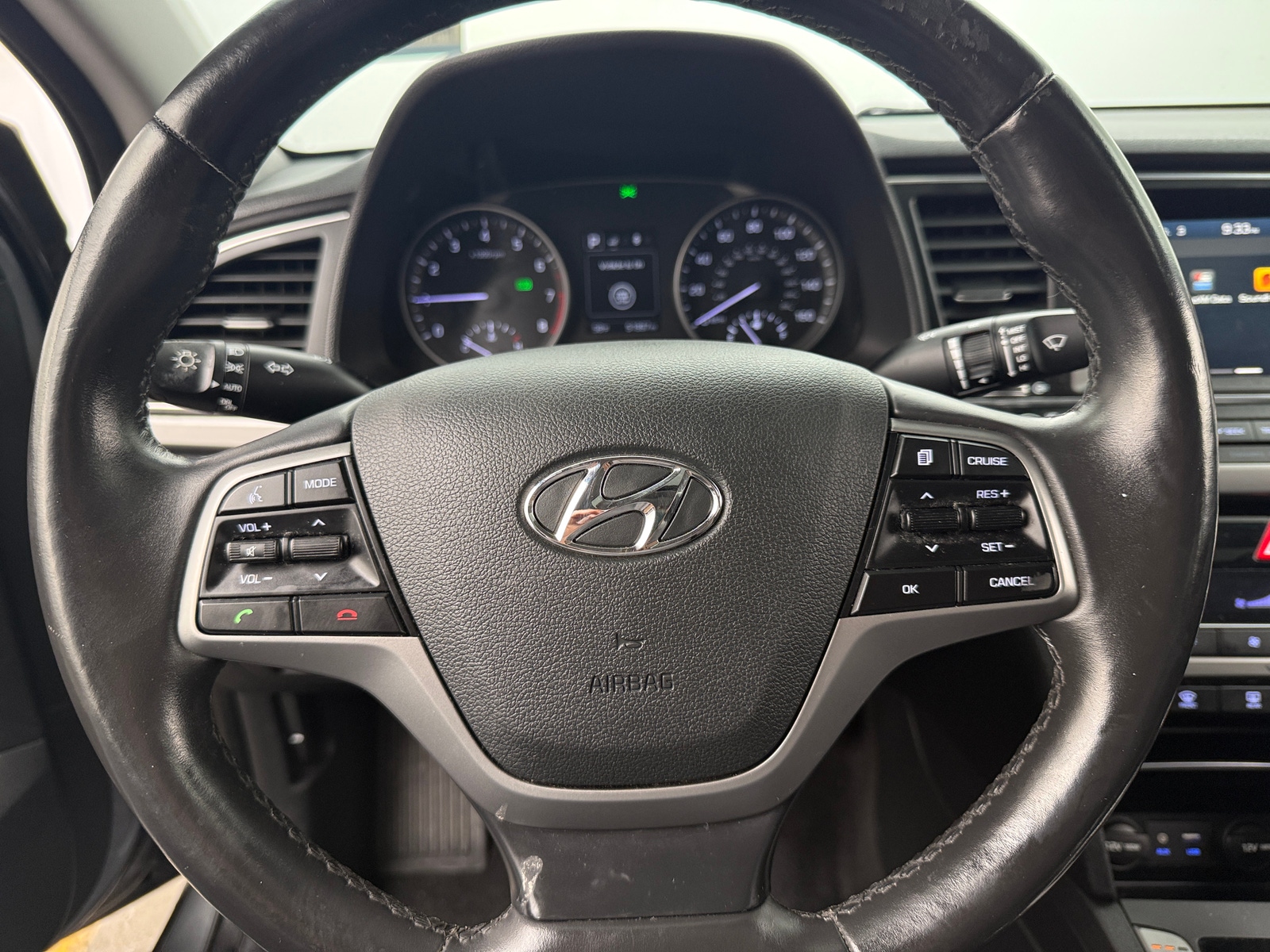 Thumbnail: 2017 Hyundai Elantra - 5