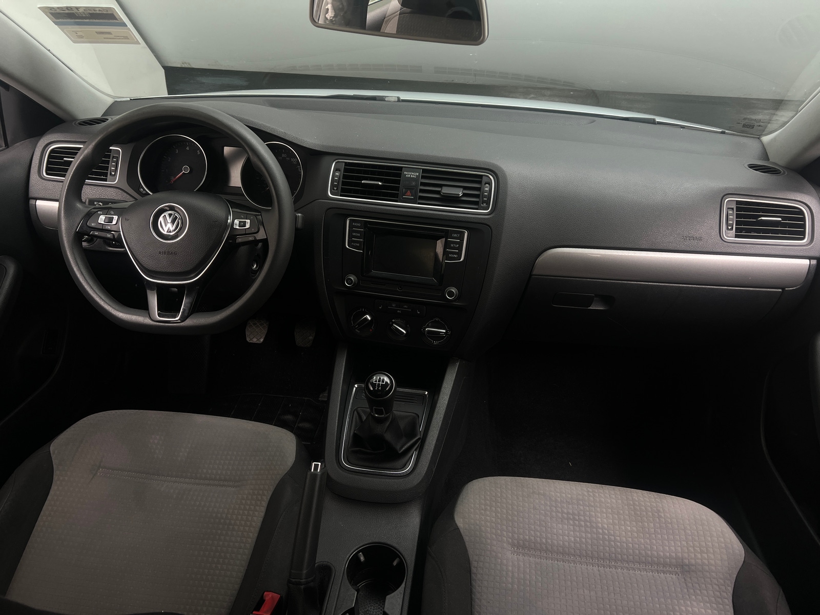 Thumbnail: 2017 Volkswagen Jetta - 3