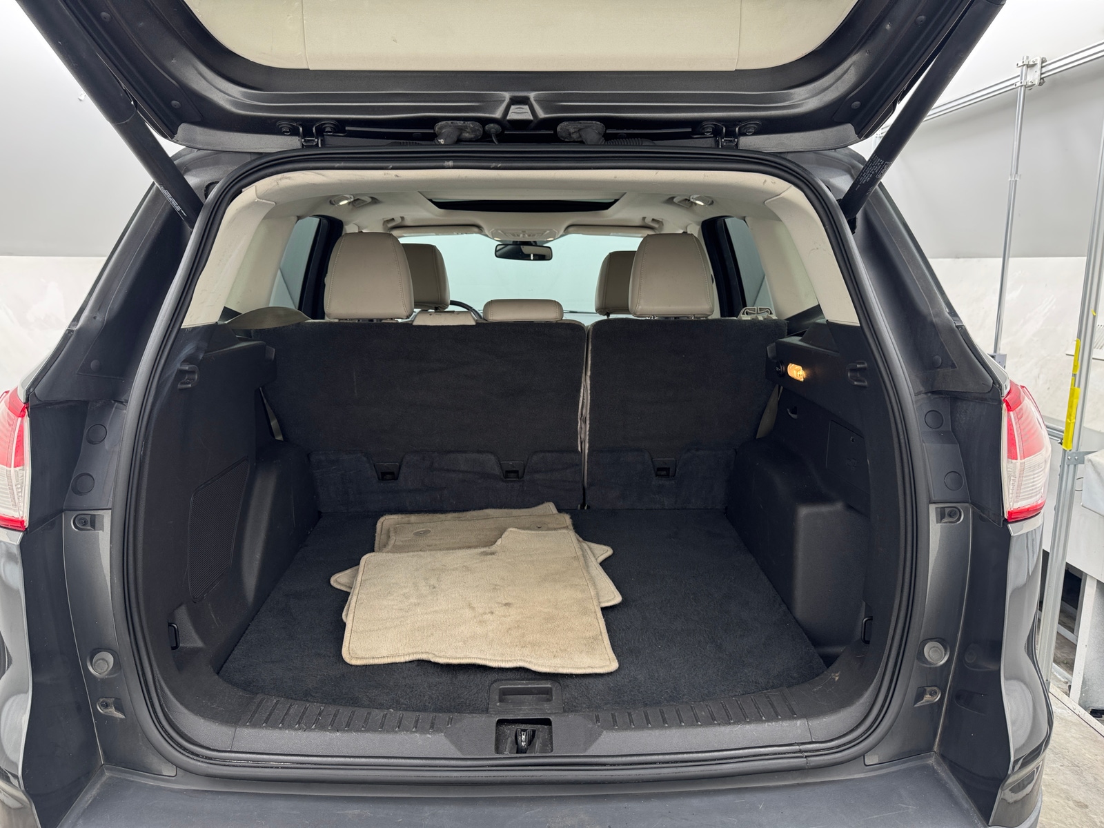 Thumbnail: 2015 Ford Escape - 6