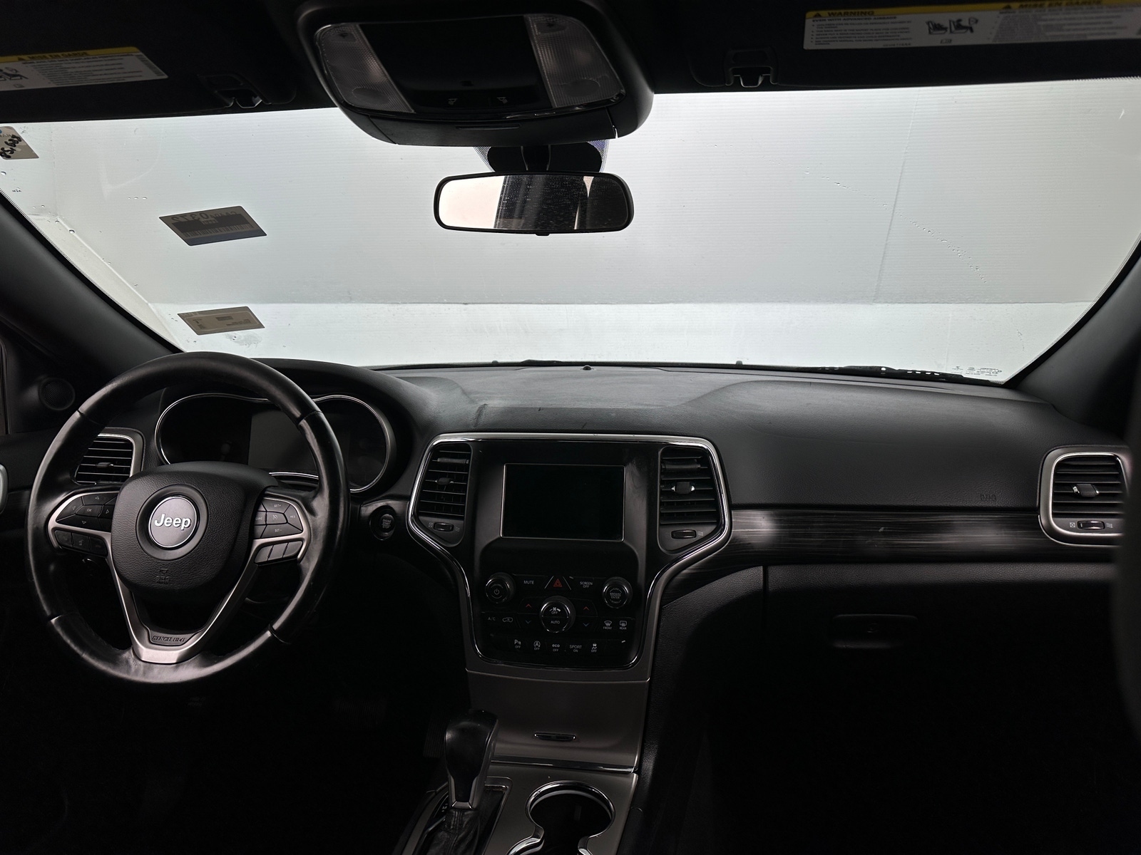 Thumbnail: 2019 Jeep Grand Cherokee - 3