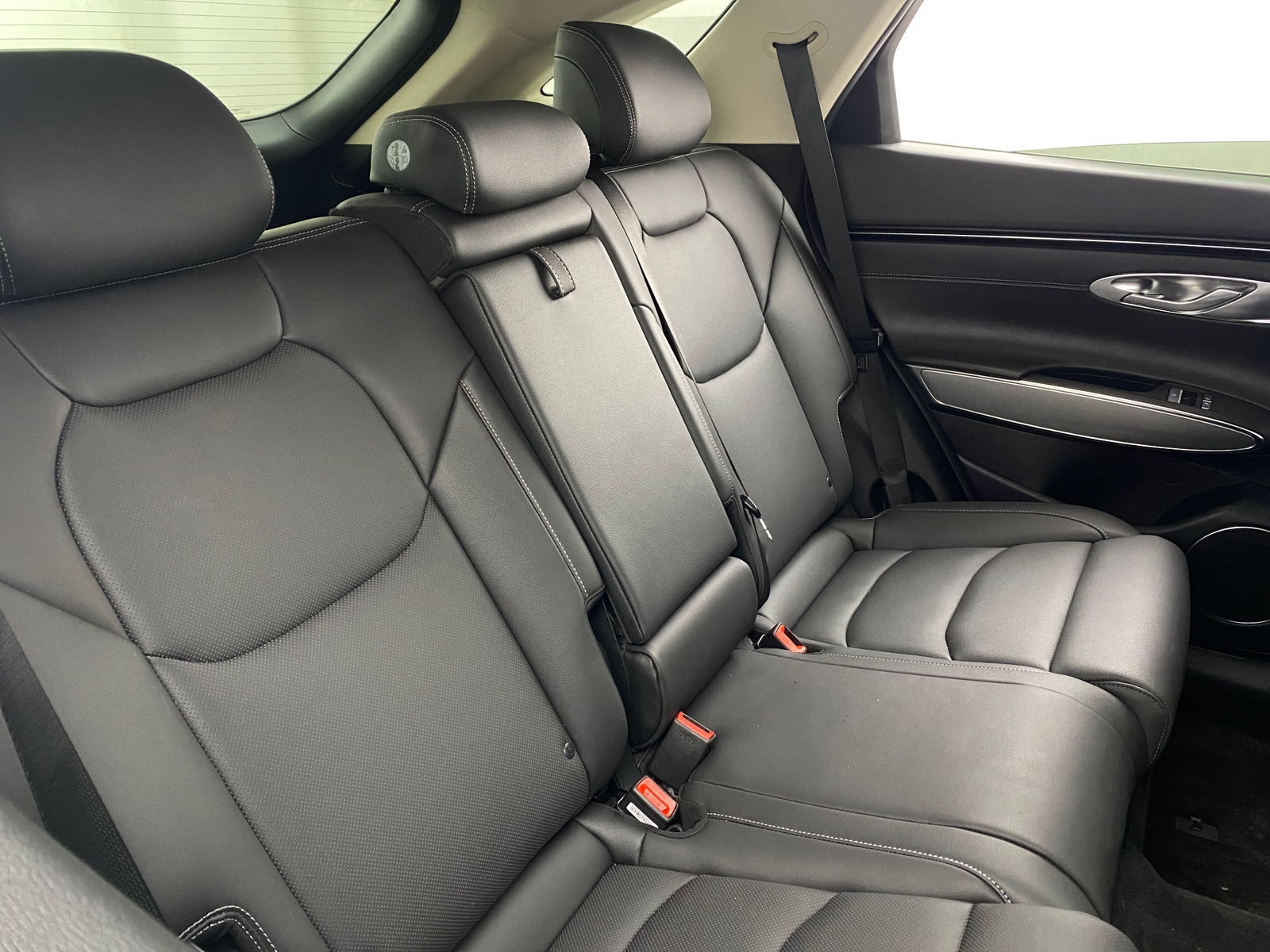 Thumbnail: 2023 Genesis GV70 - 5