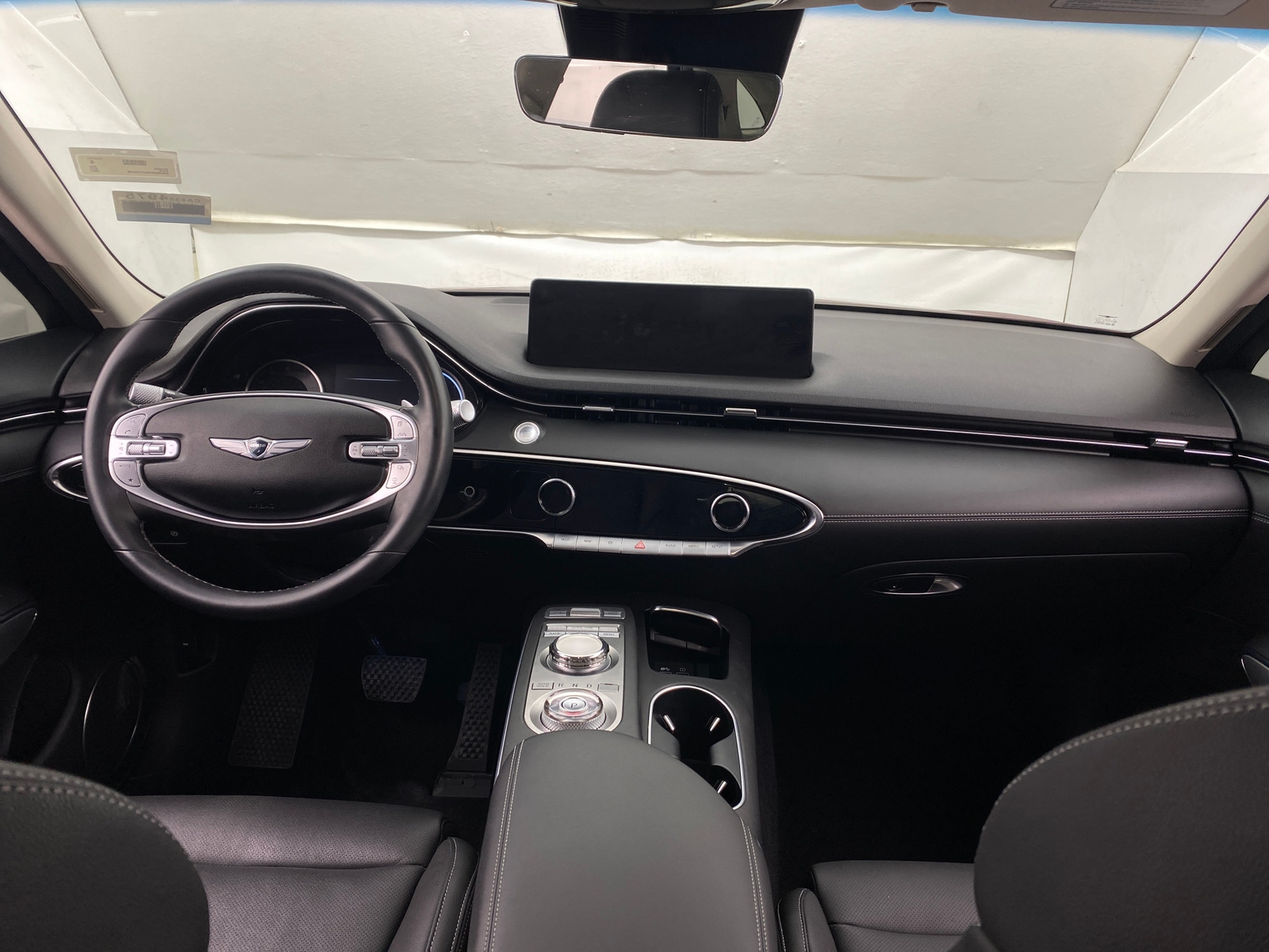 Thumbnail: 2023 Genesis GV70 - 2